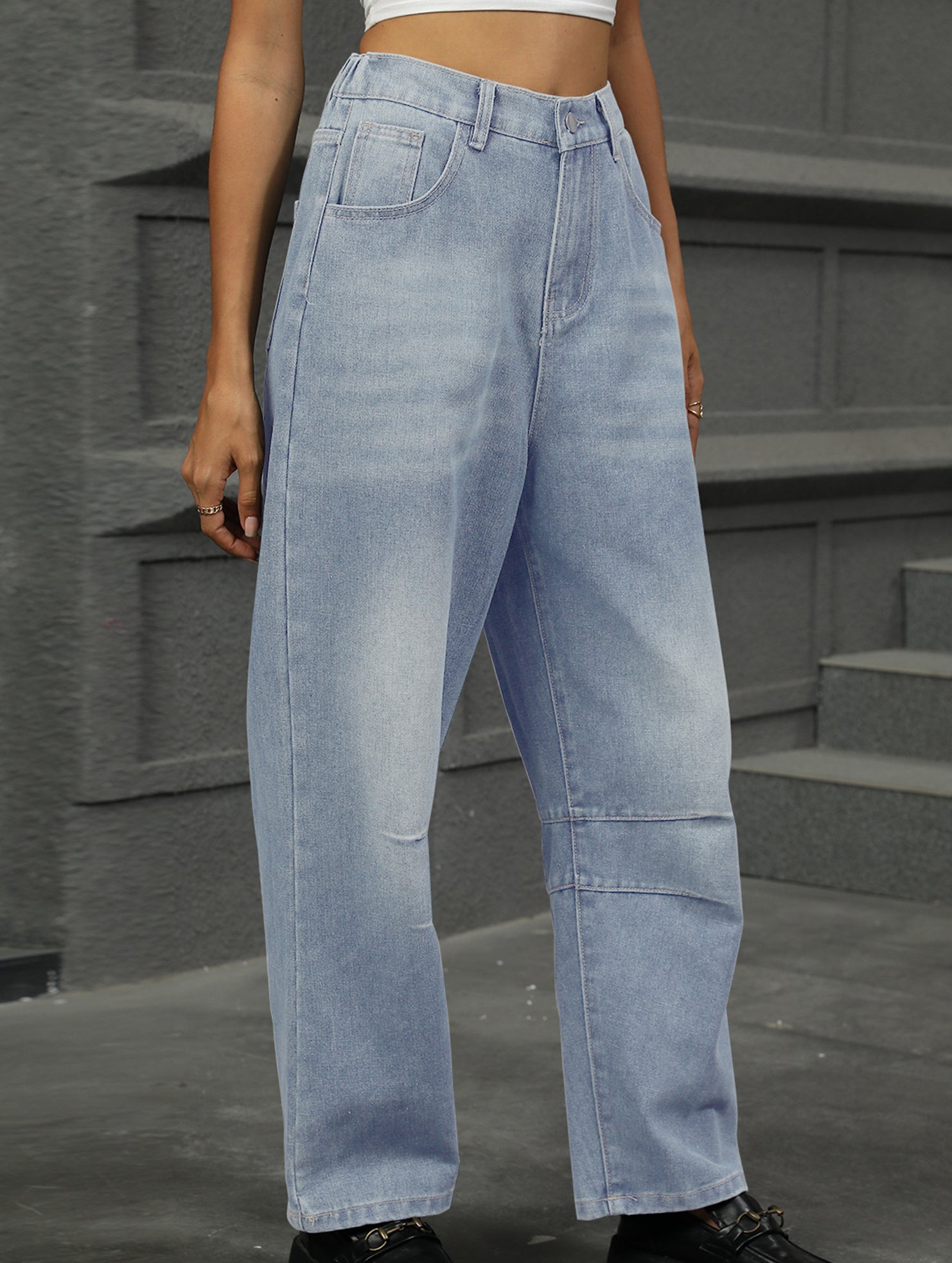 Washed loose-fitting cropped jeans