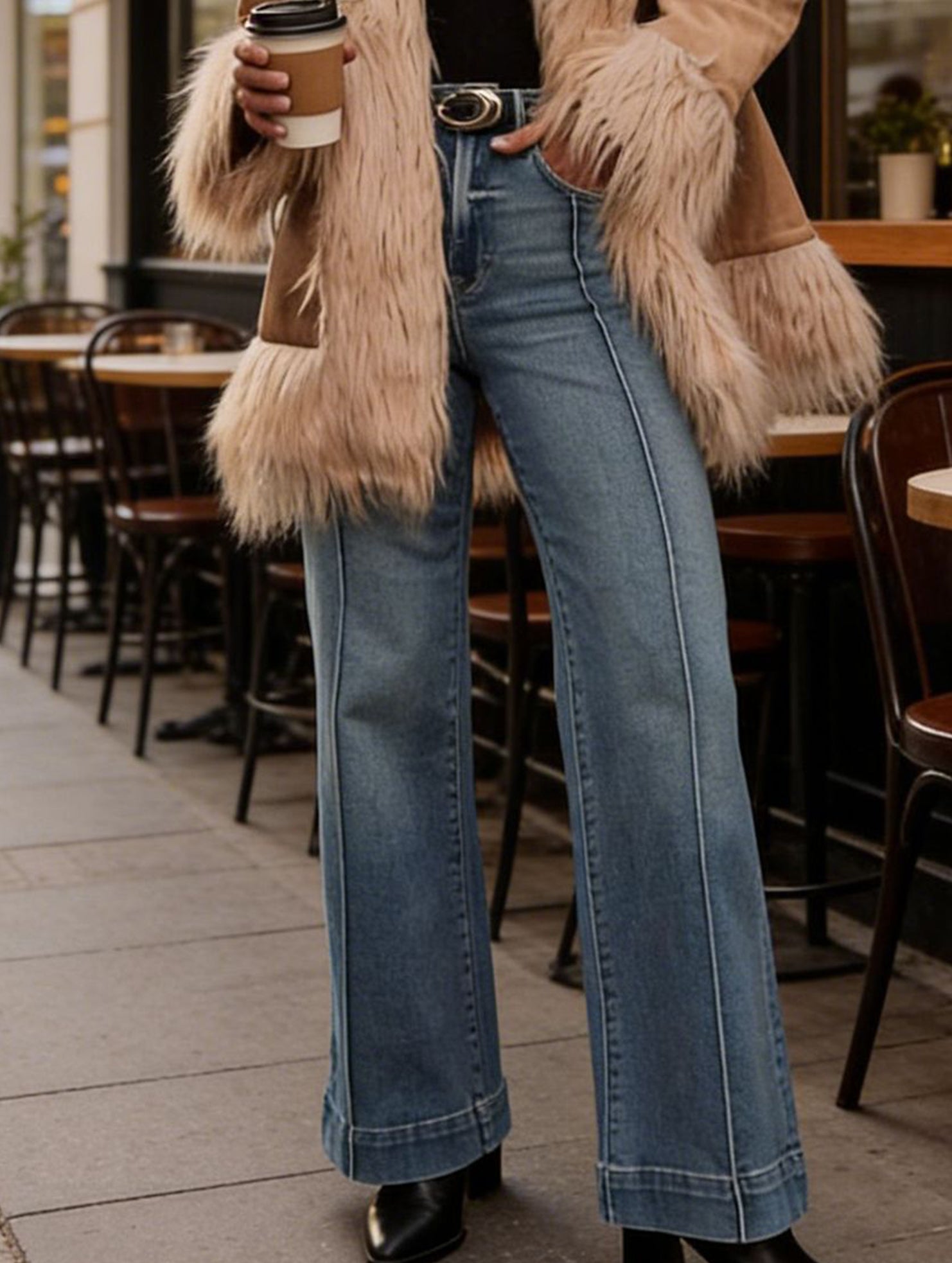 Retro washed high-waisted flared jeans for women_CWJP00866