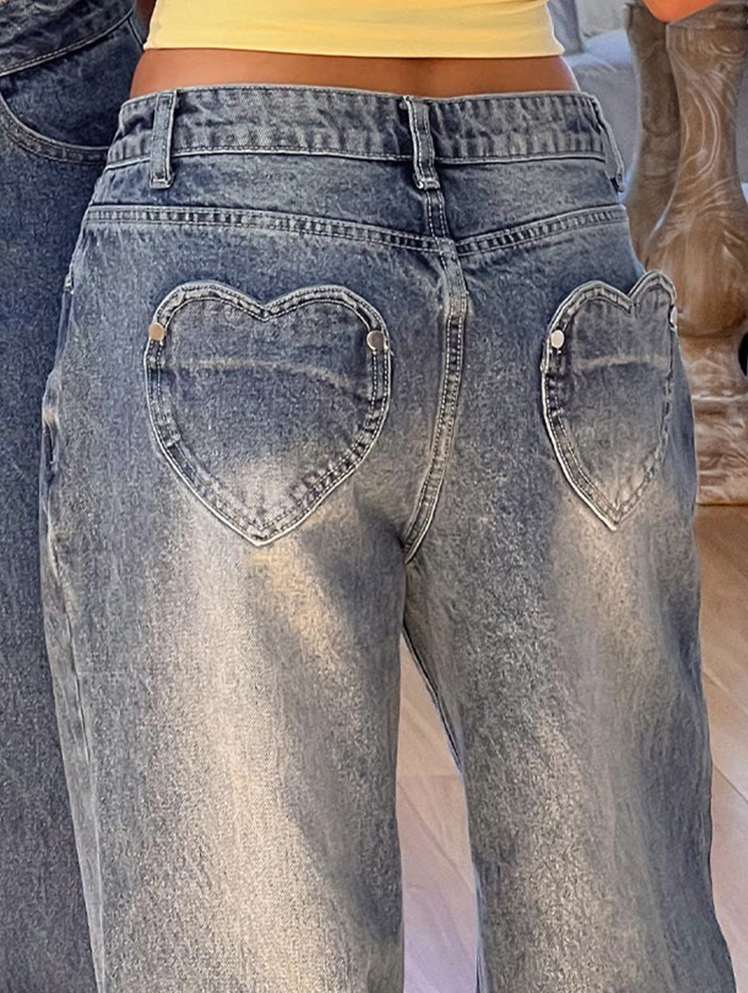 Retro washed heart-patterned wide-leg jeans for women_CWJP00880