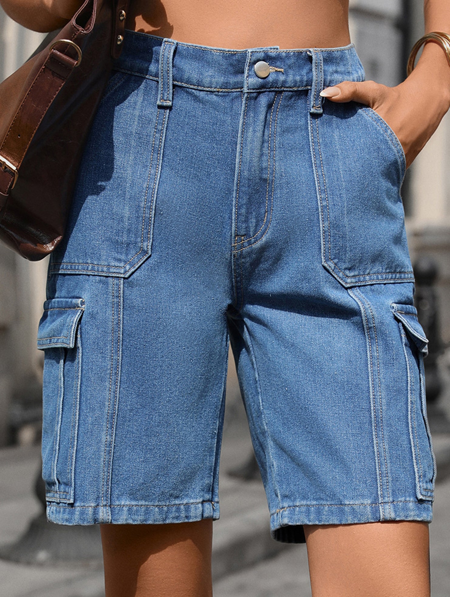 Casual multi-pocket denim shorts for women