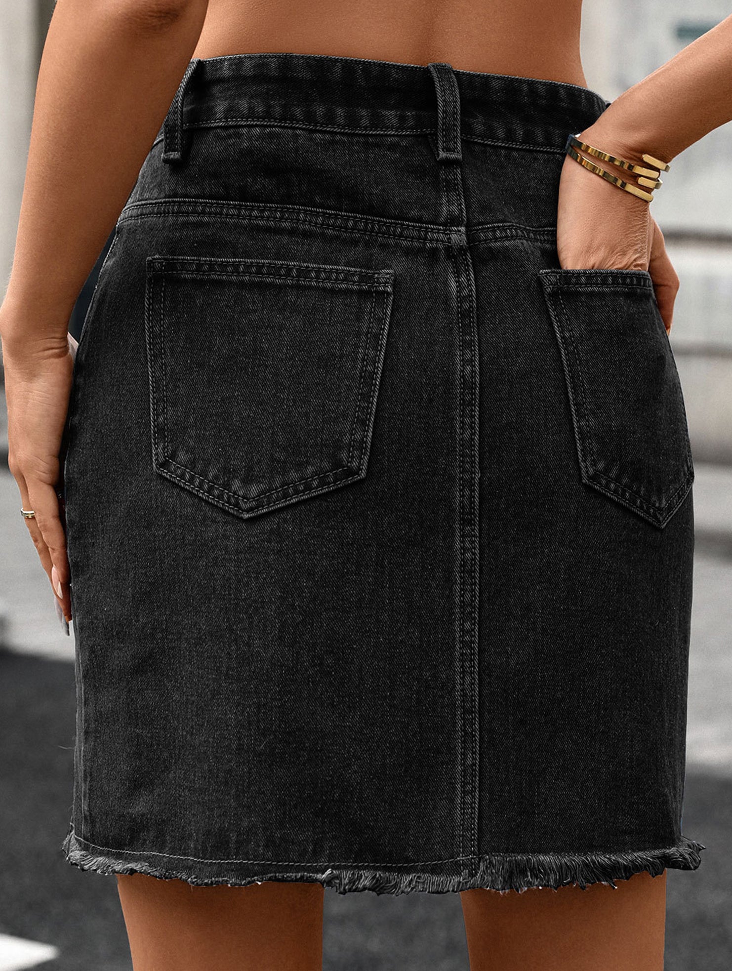 Washed Slit Denim Mini Skirt_CWJSK00274