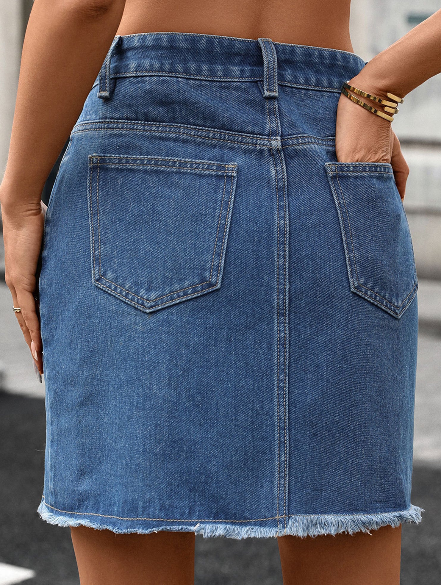 Washed Slit Denim Mini Skirt_CWJSK00274