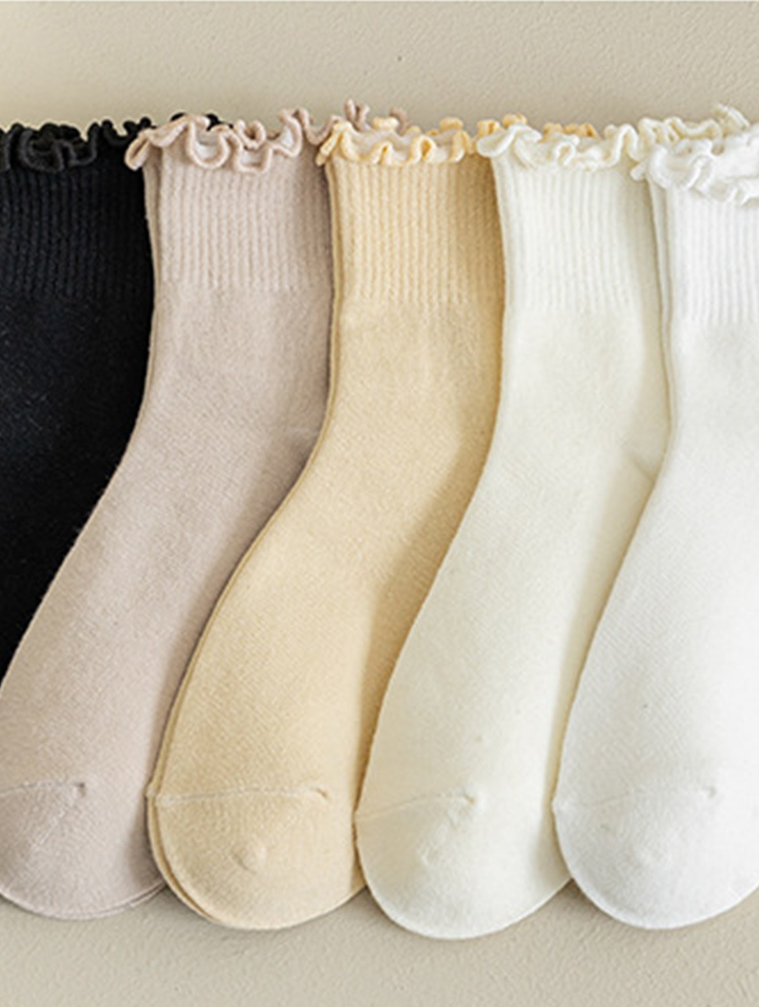 Womens Solid Color Ruffle Ankle Socks_CWMS0127