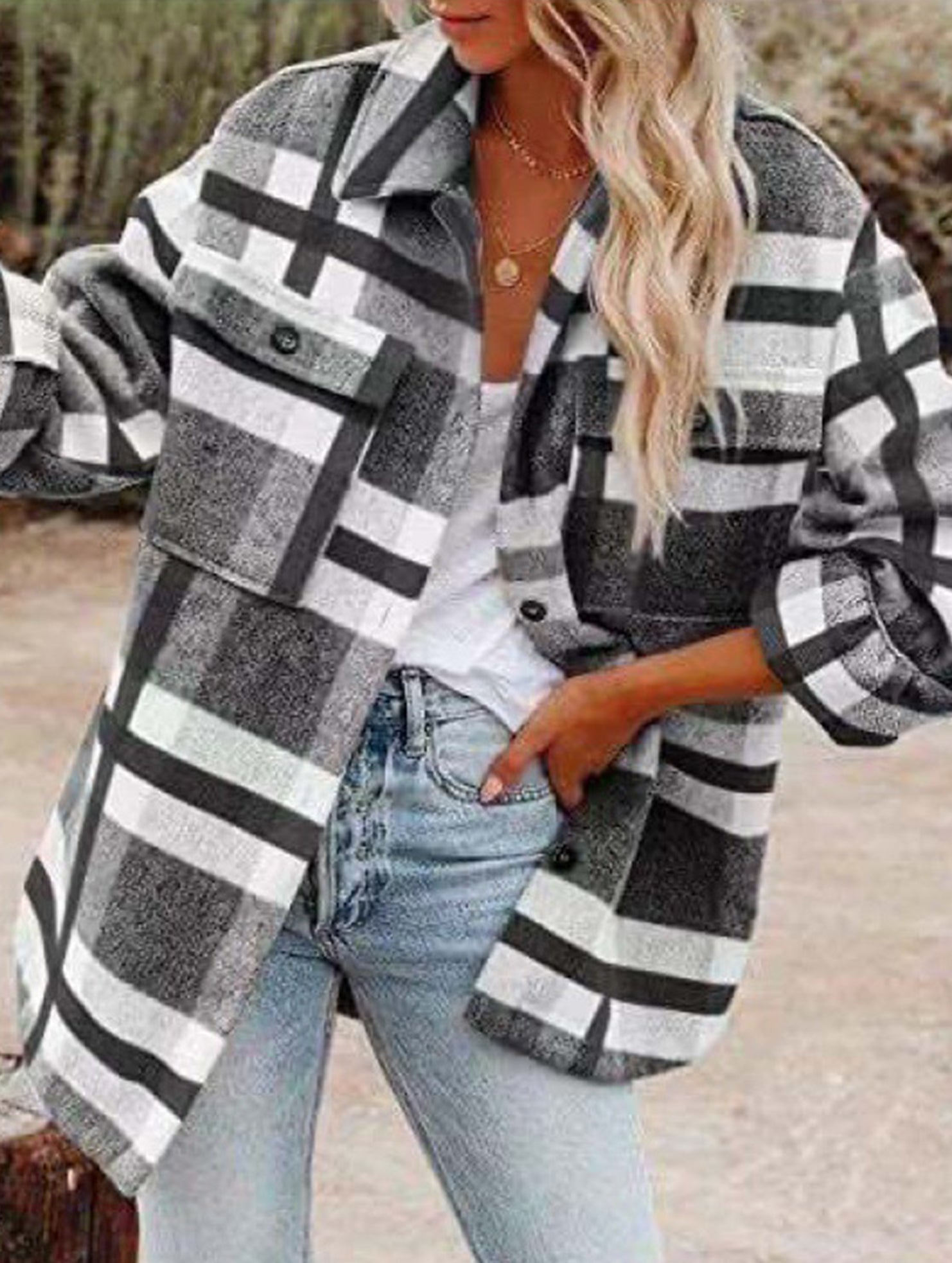 Casual loose plaid long-sleeved shirt