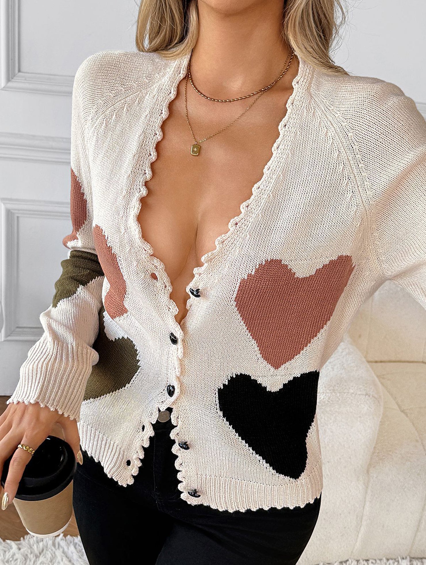 Sweet and cute heart knitted cardigan
