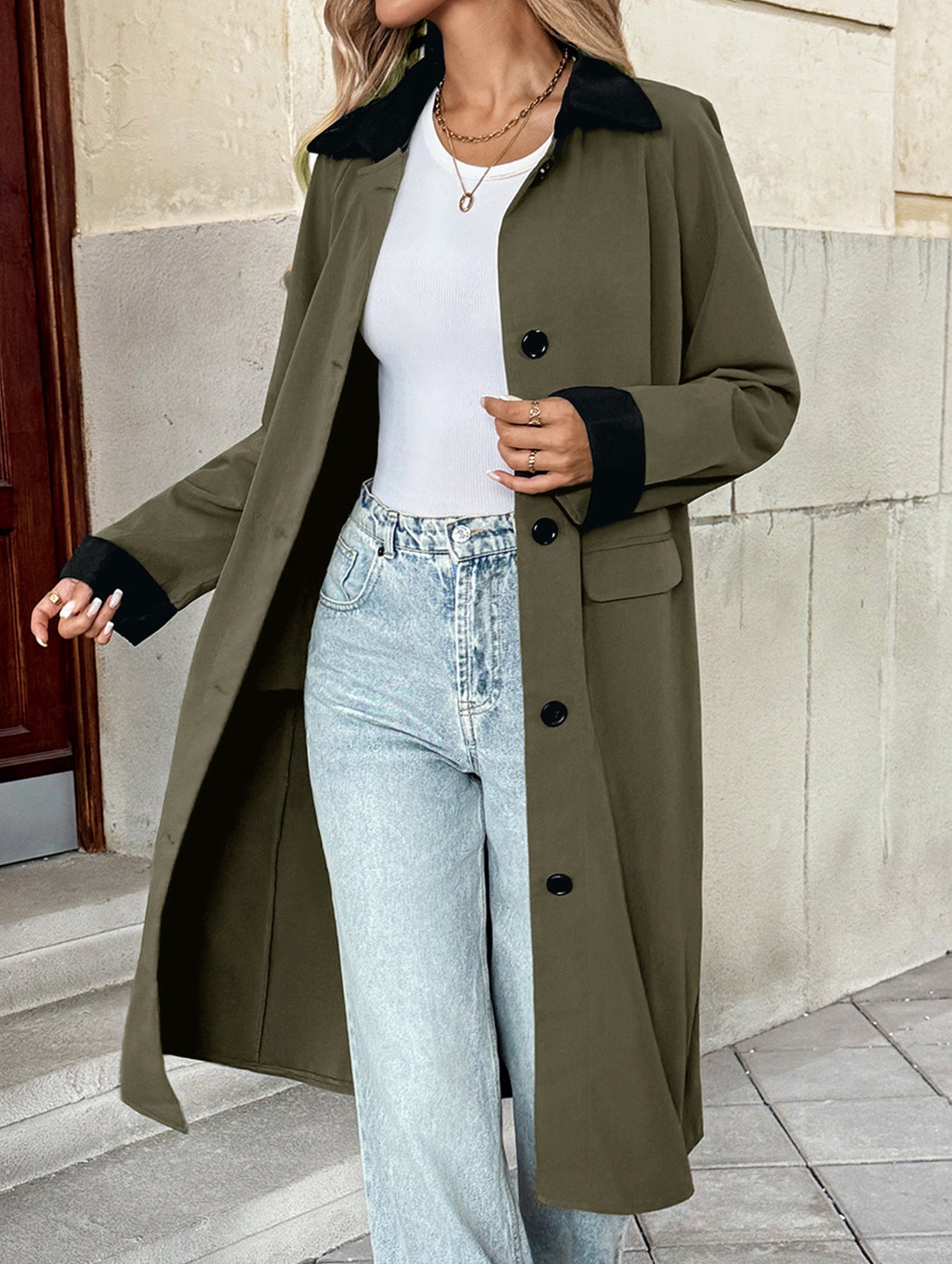 Elongated single-breasted lapel colorblock coat