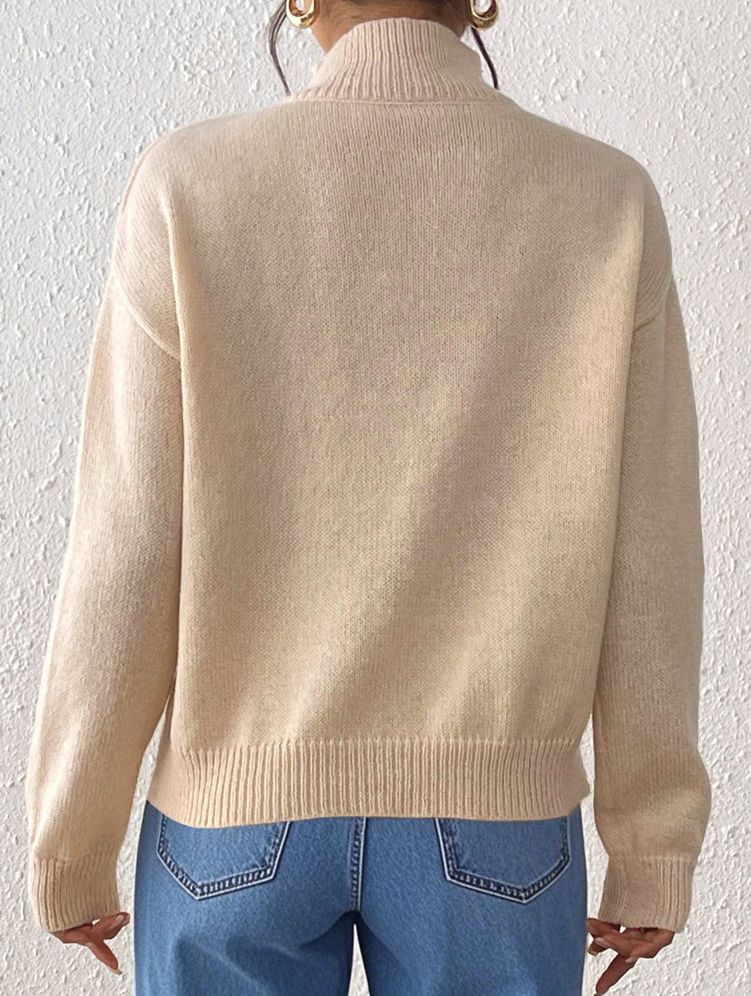 Crochet half-mocked pullover sweater