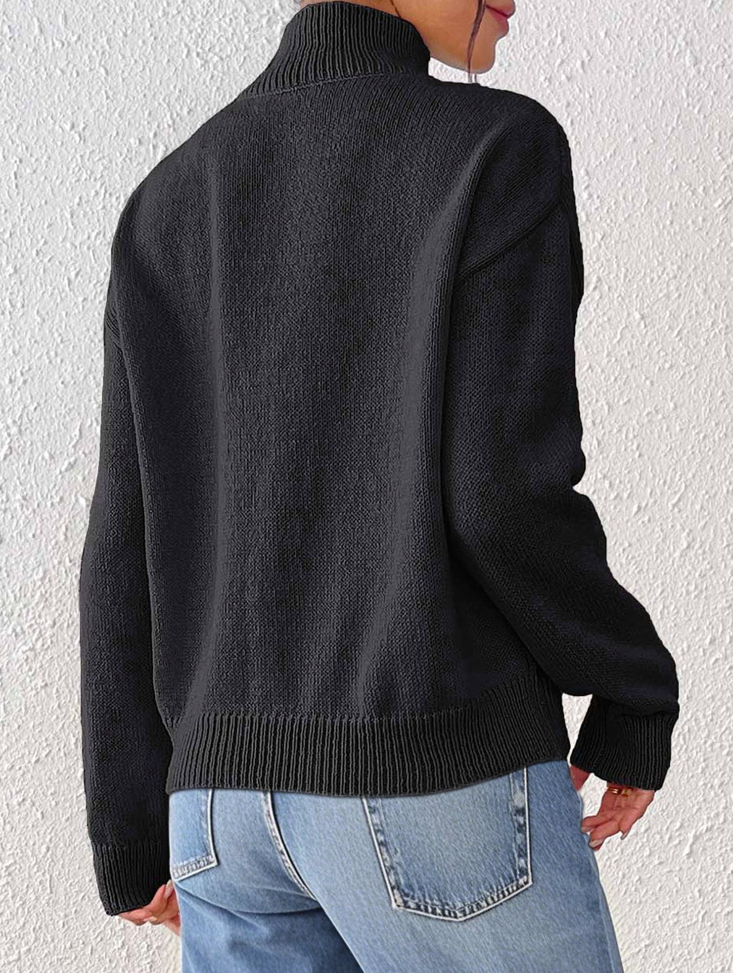 Crochet half-mocked pullover sweater