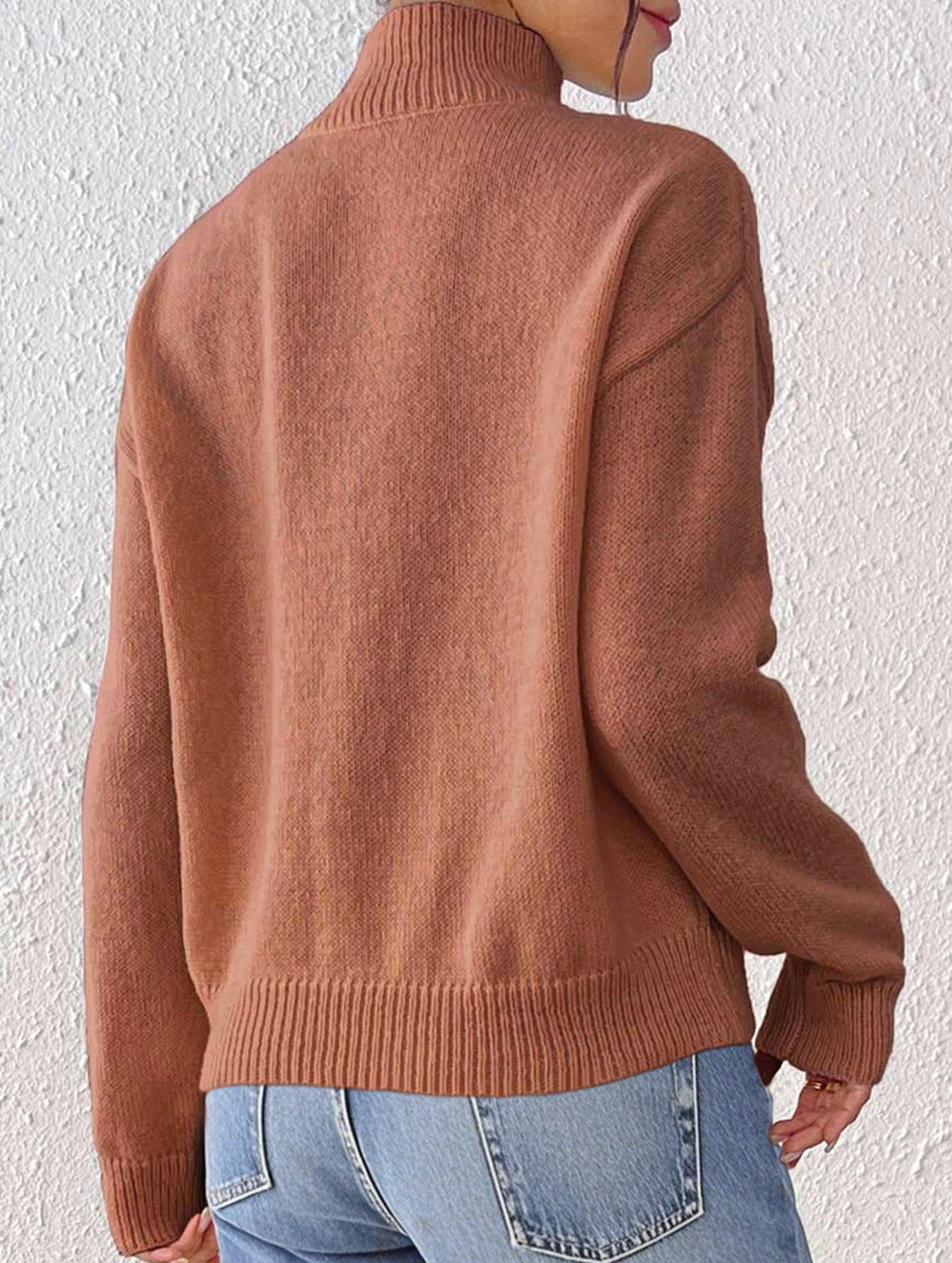 Crochet half-mocked pullover sweater