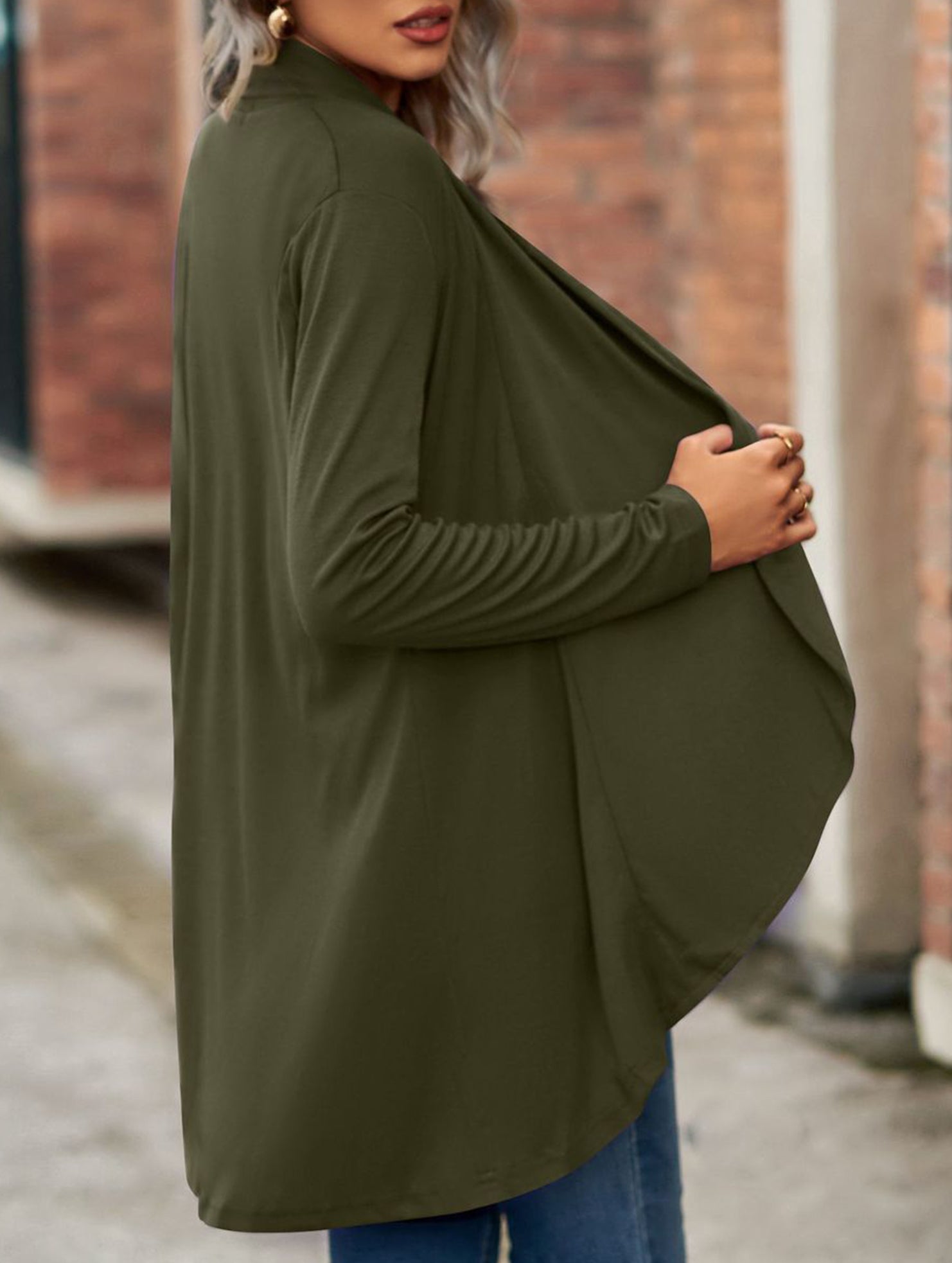 Women's knitted solid color loose cardigan