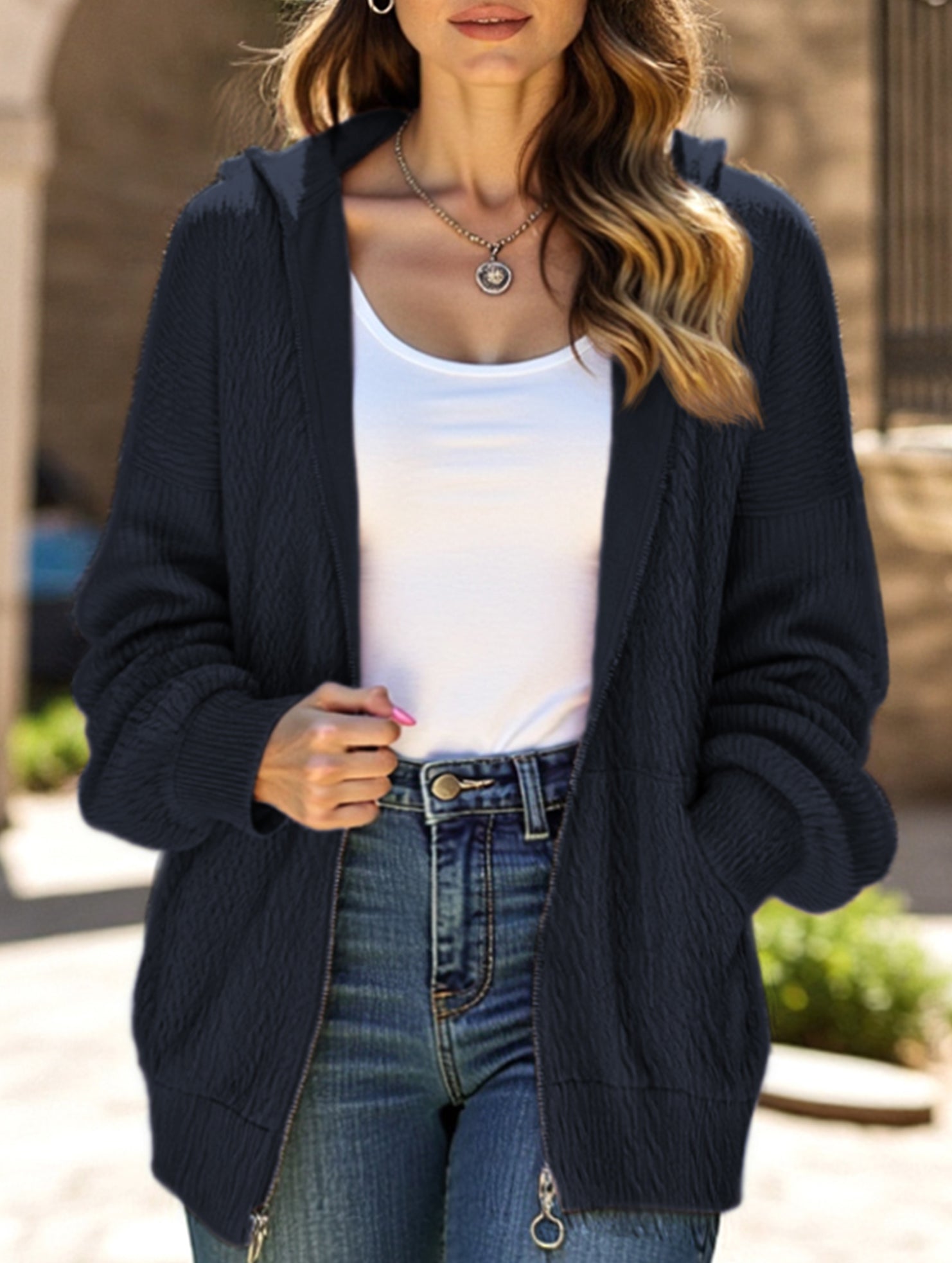 Pocket long-sleeved loose hooded sweatshirt