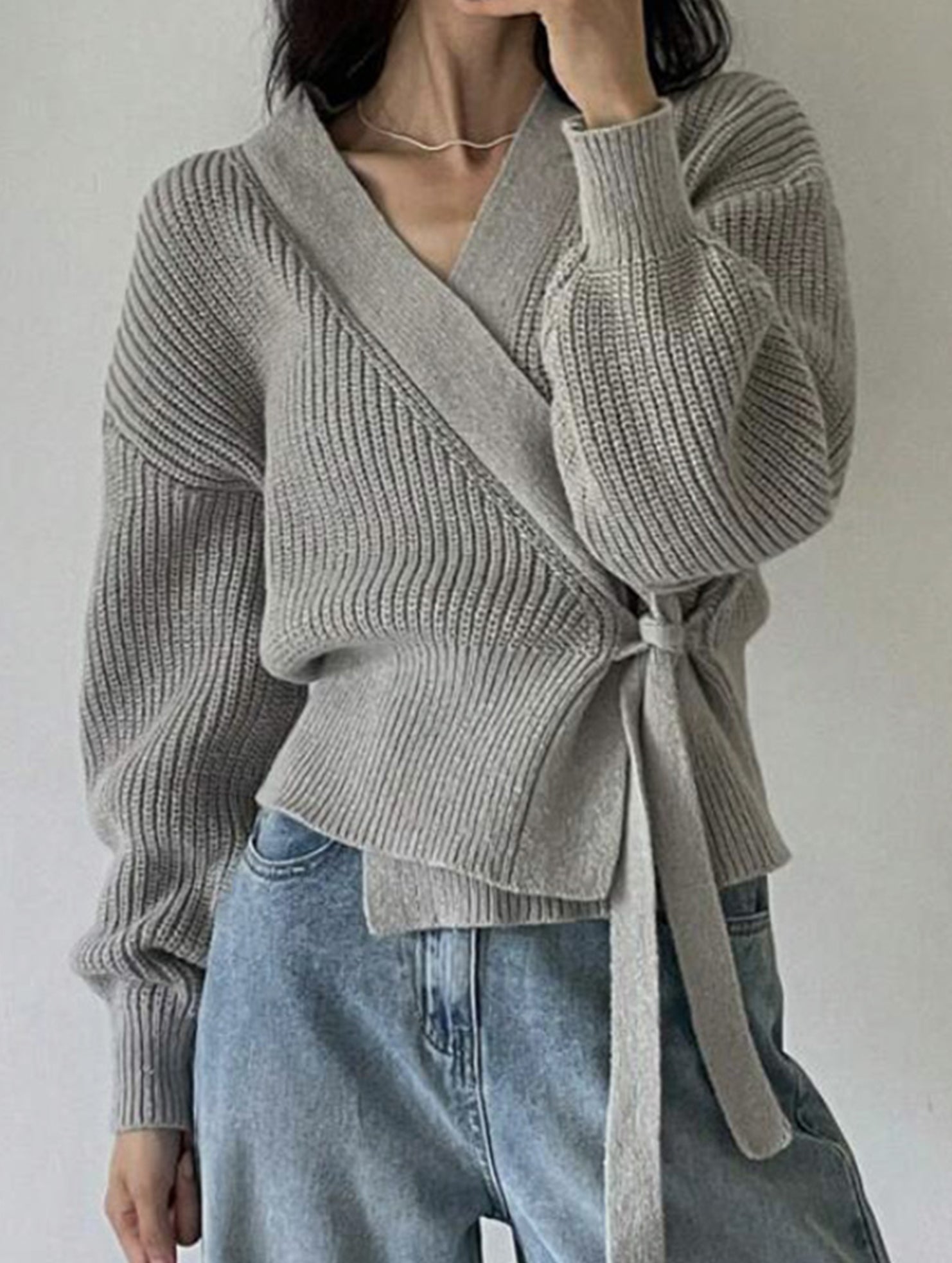 V-neck fitted waist belted knit cardigan