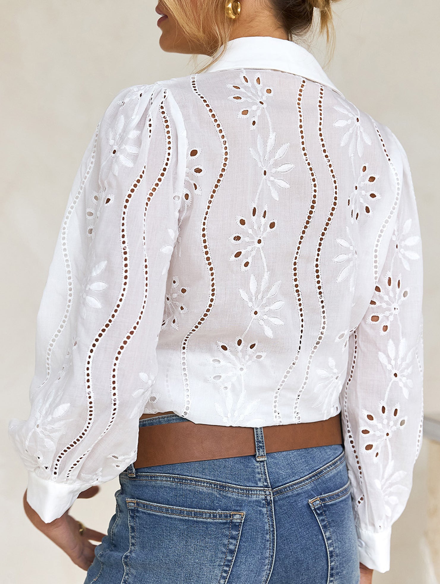 Fashionable openwork long-sleeved cardigan shirt