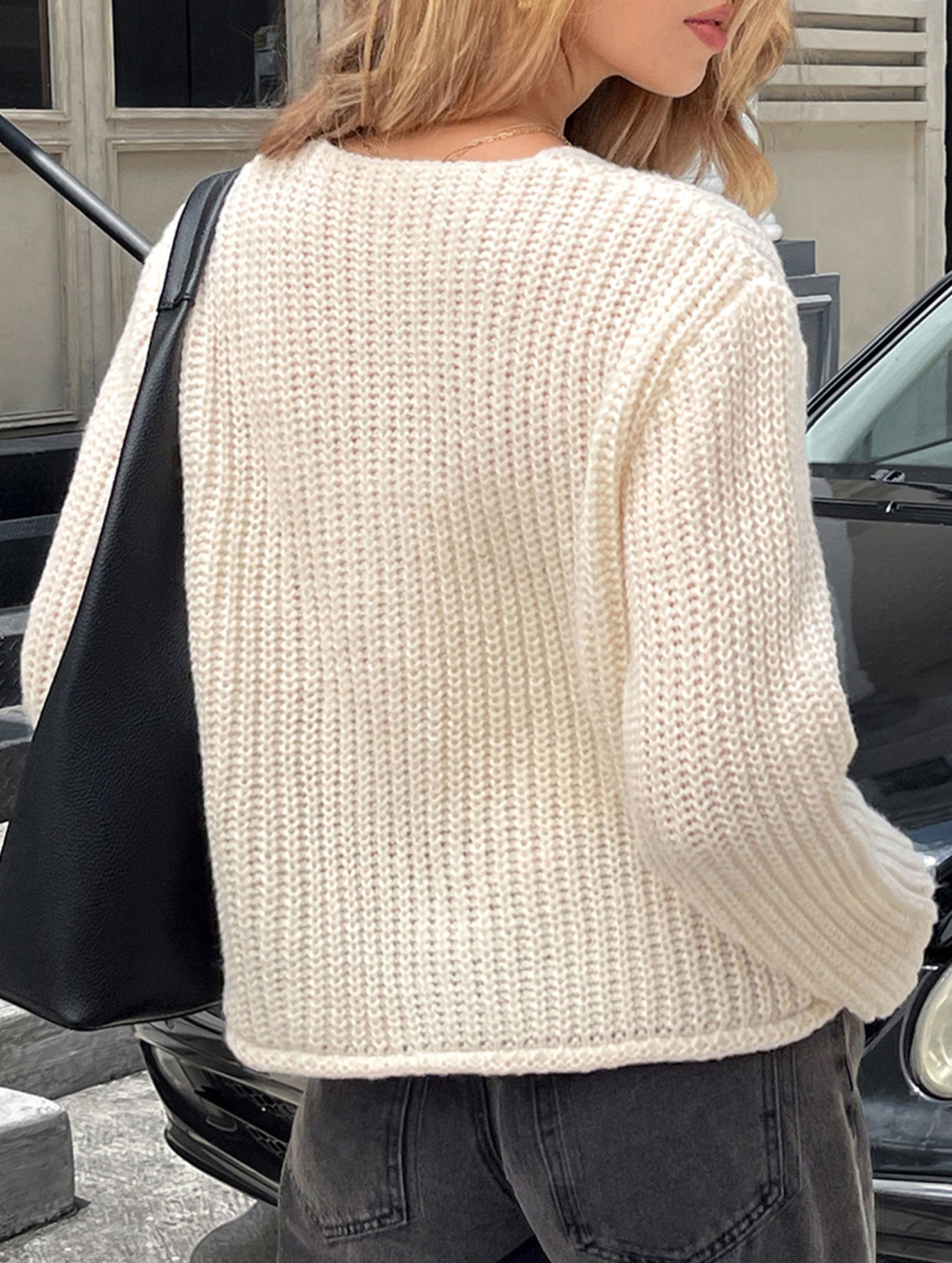 Casual long-sleeved shirts and sweaters