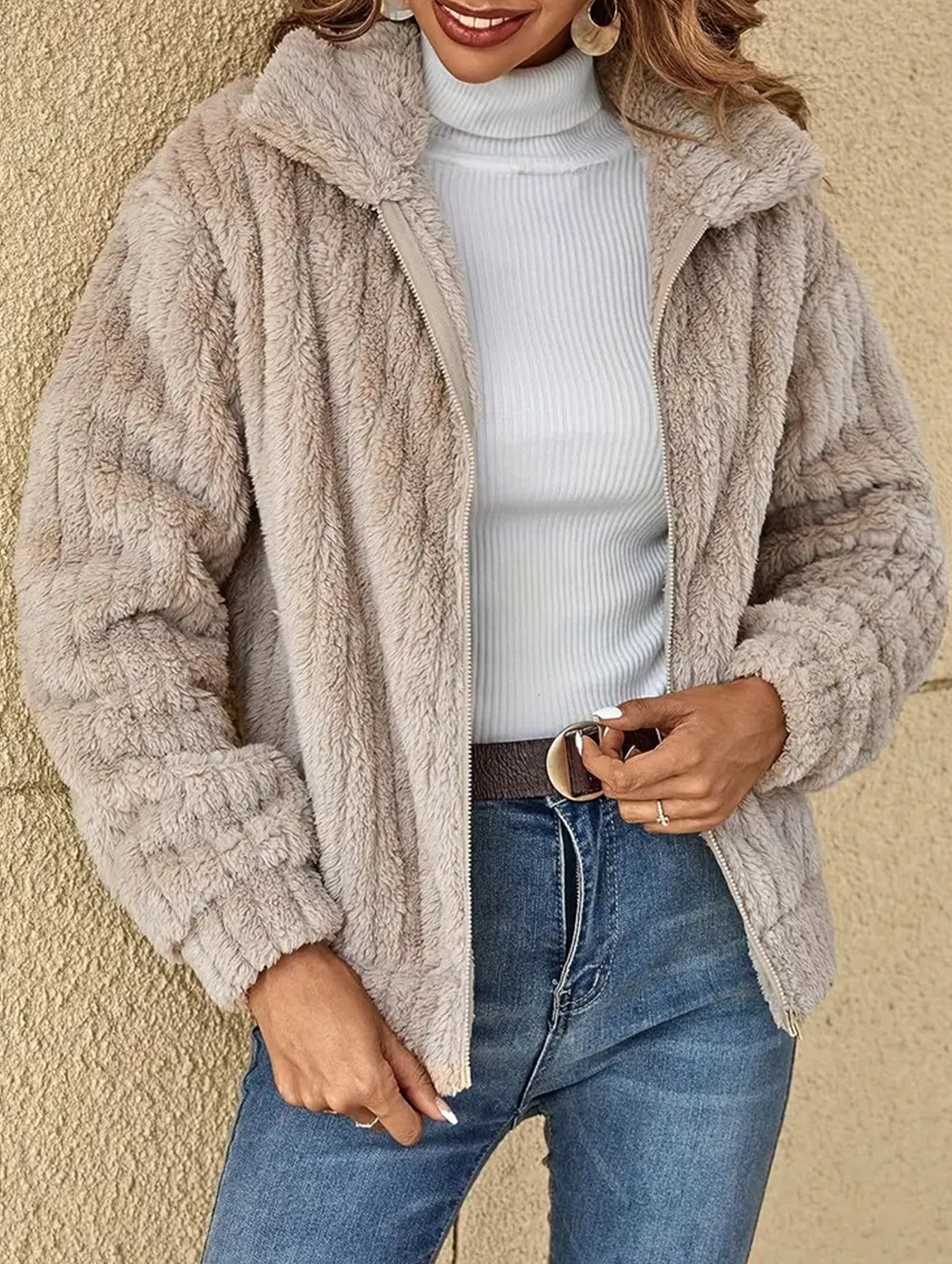 Solid color collared short plush cardigan
