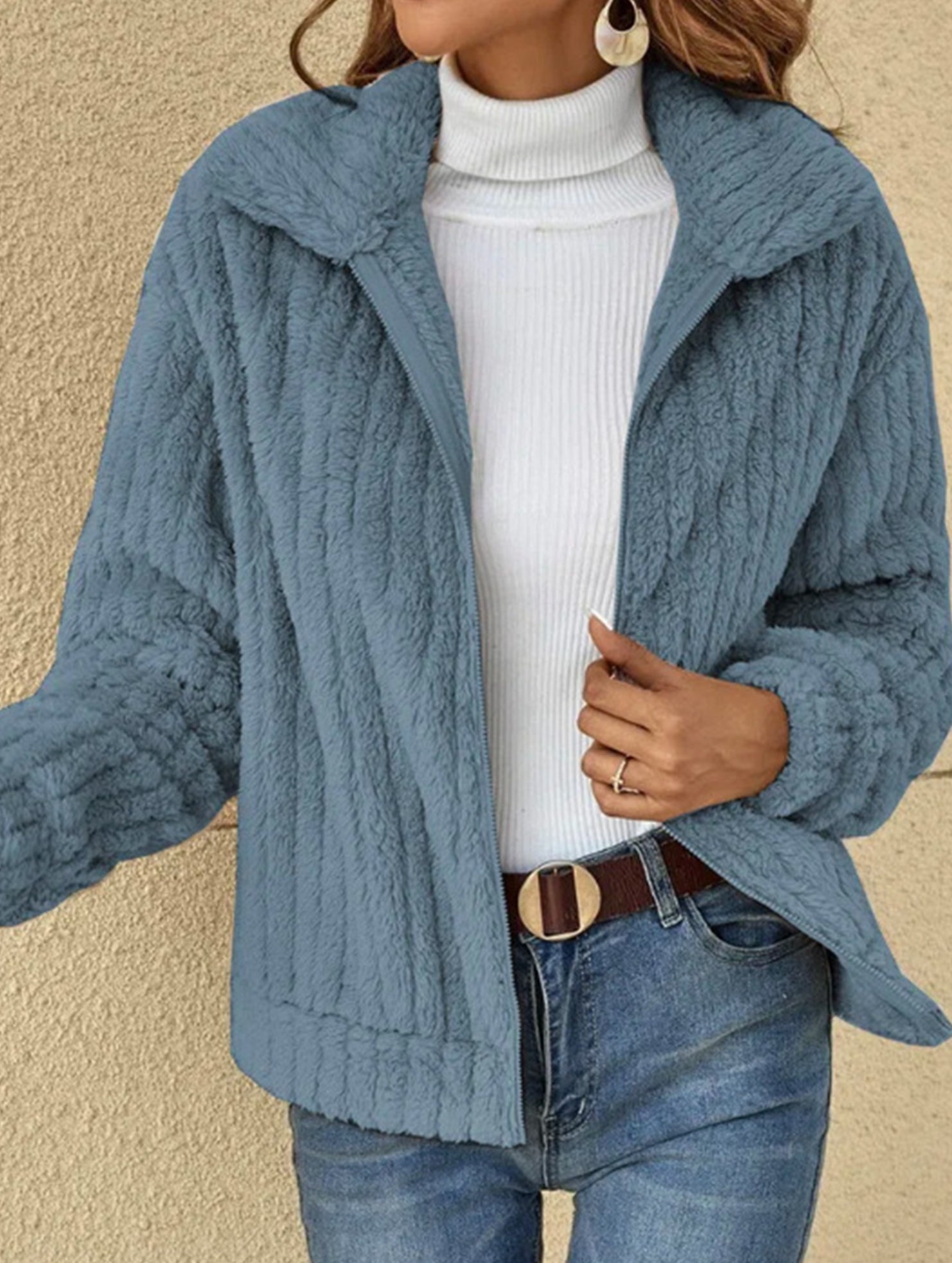 Solid color collared short plush cardigan