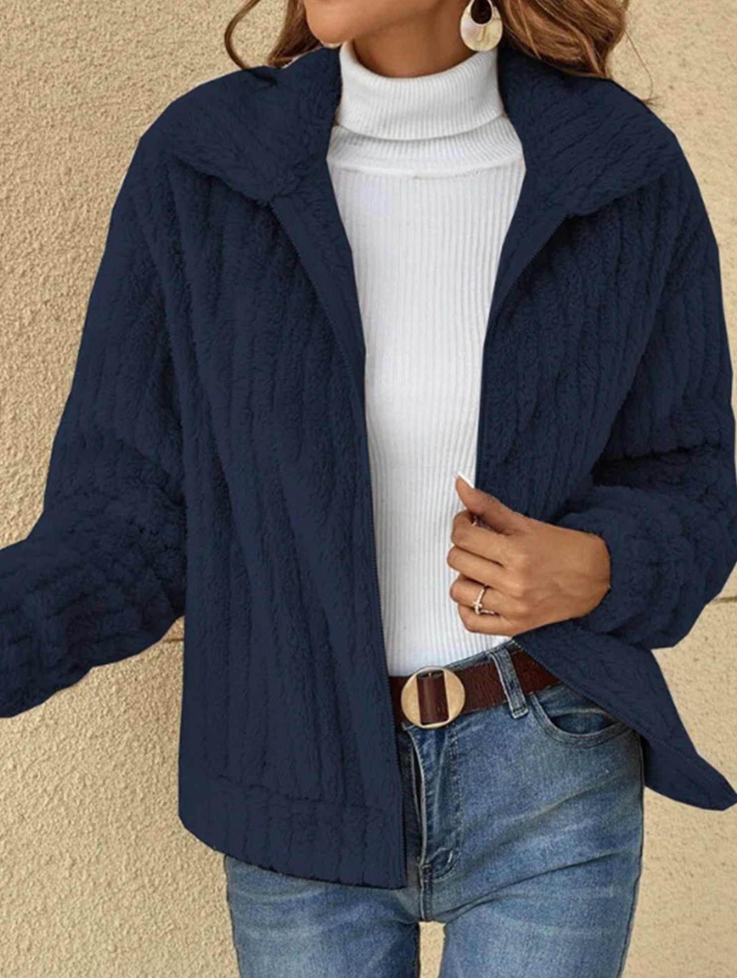 Solid color collared short plush cardigan