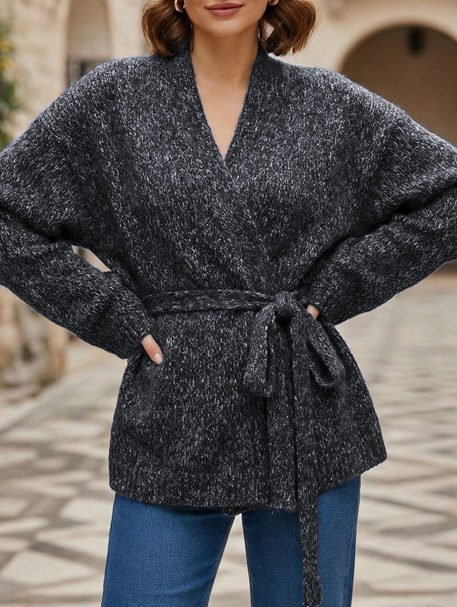 Stylish long-sleeved top and suit set