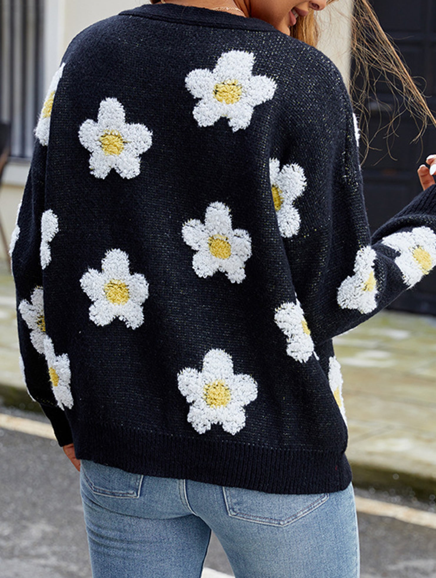 3D floral V-neck knit cardigan