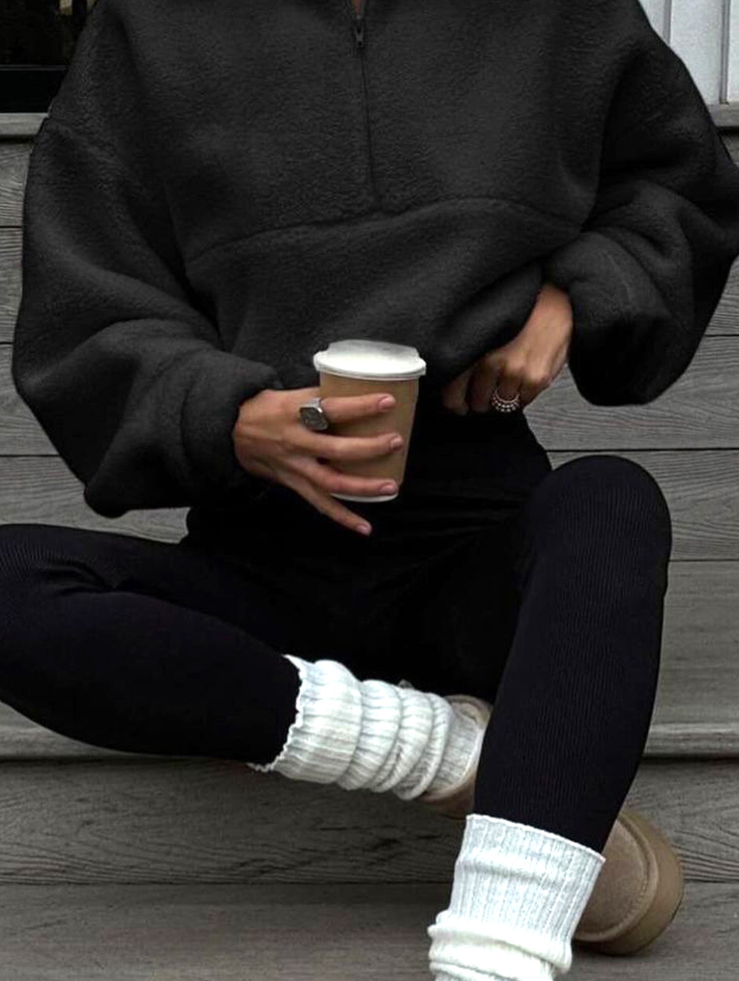 Versatile solid color zip-up collar coat