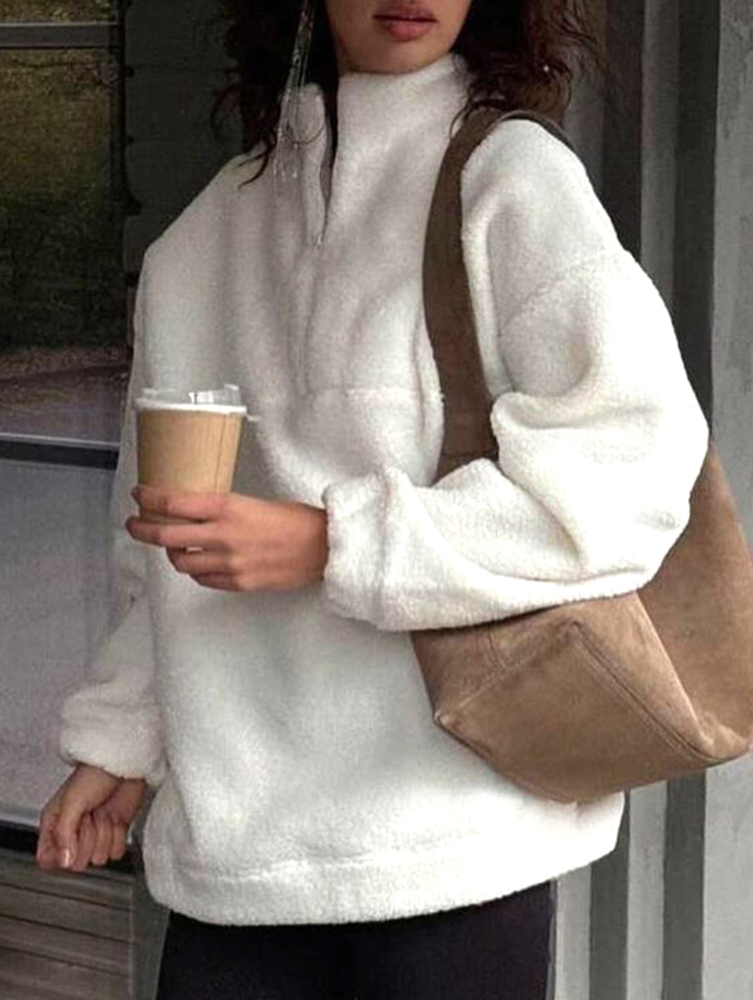 Versatile solid color zip-up collar coat