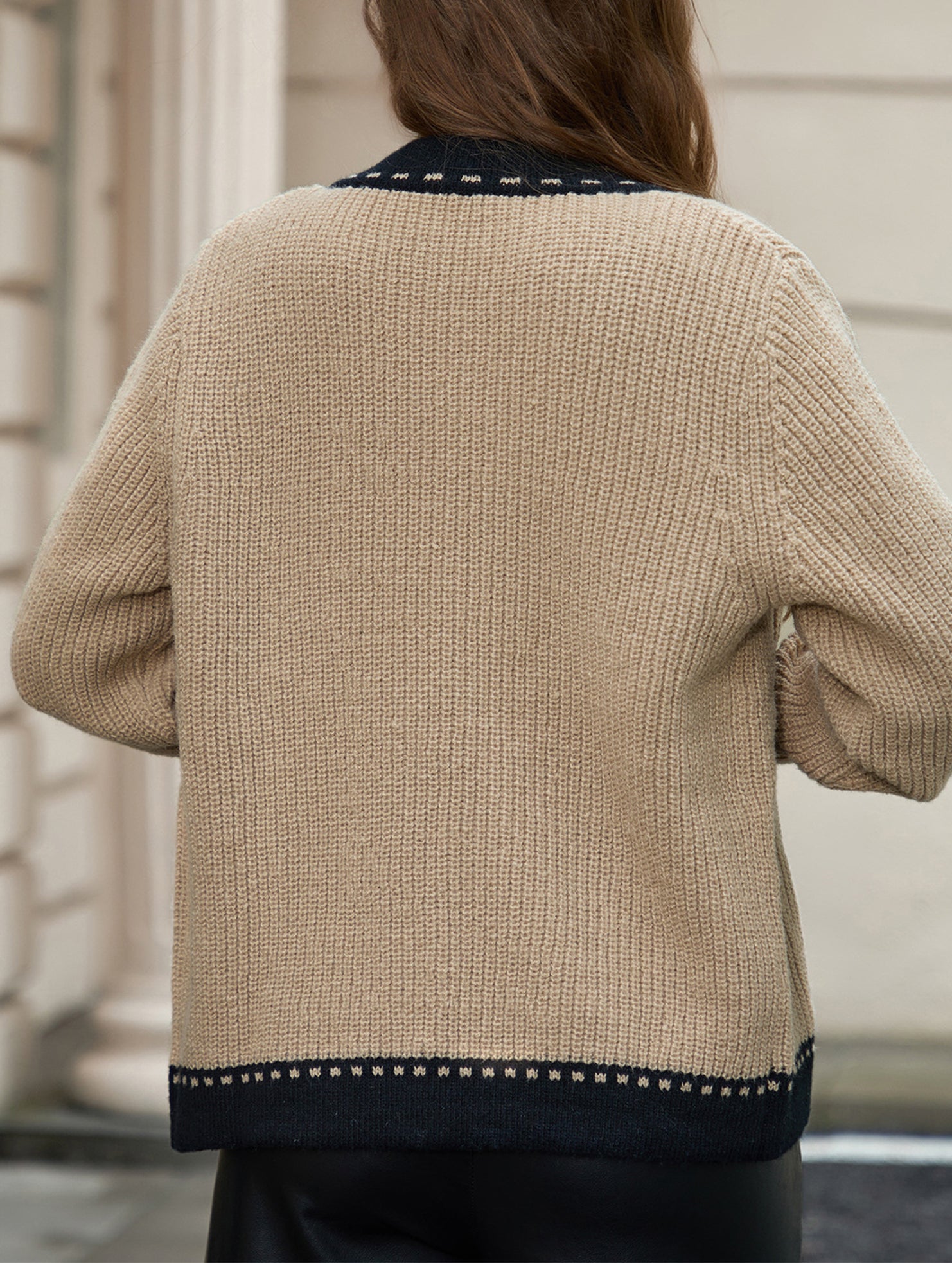 V-neck single-breasted striped cardigan