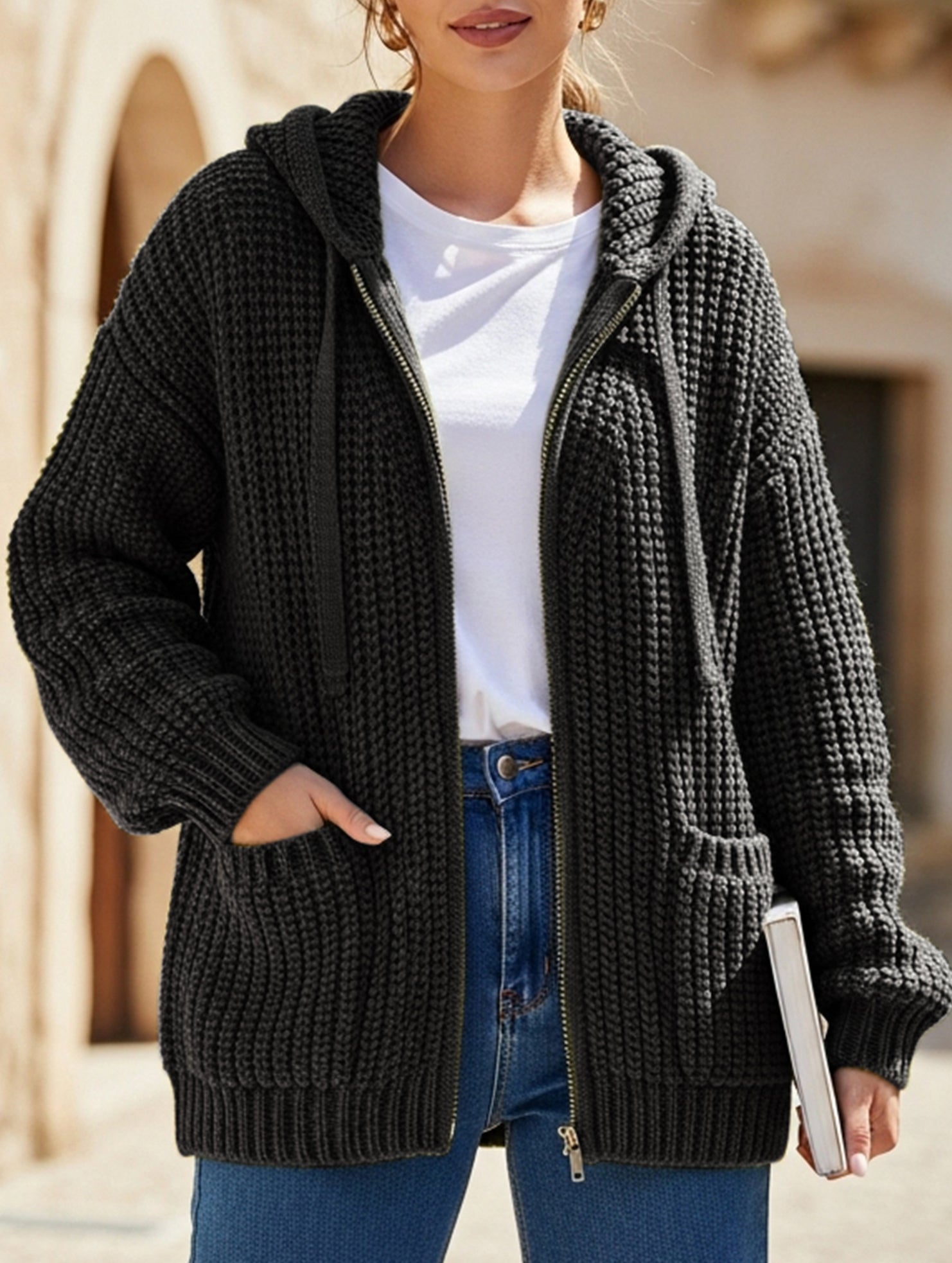 Retro-style relaxed knit cardigan