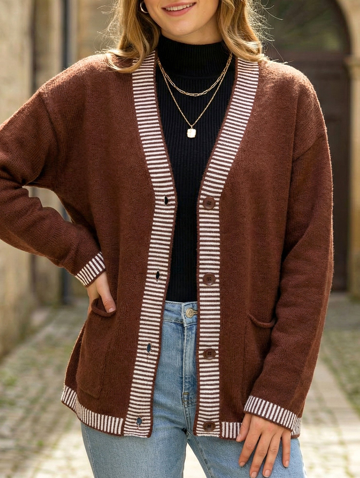Striped Knit Cardigan with Pockets_CWOCAL01794