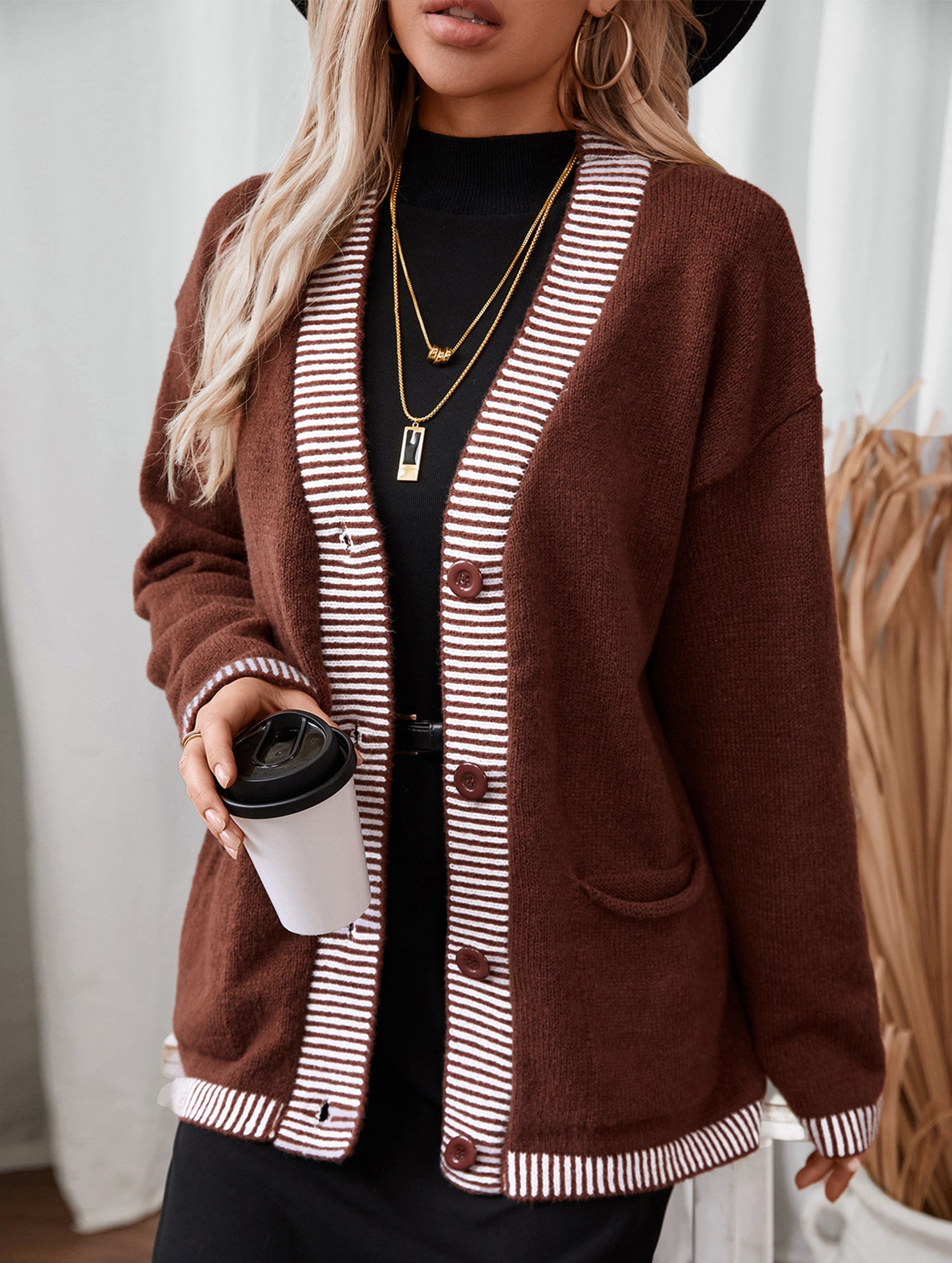 Striped Knit Cardigan with Pockets_CWOCAL01794