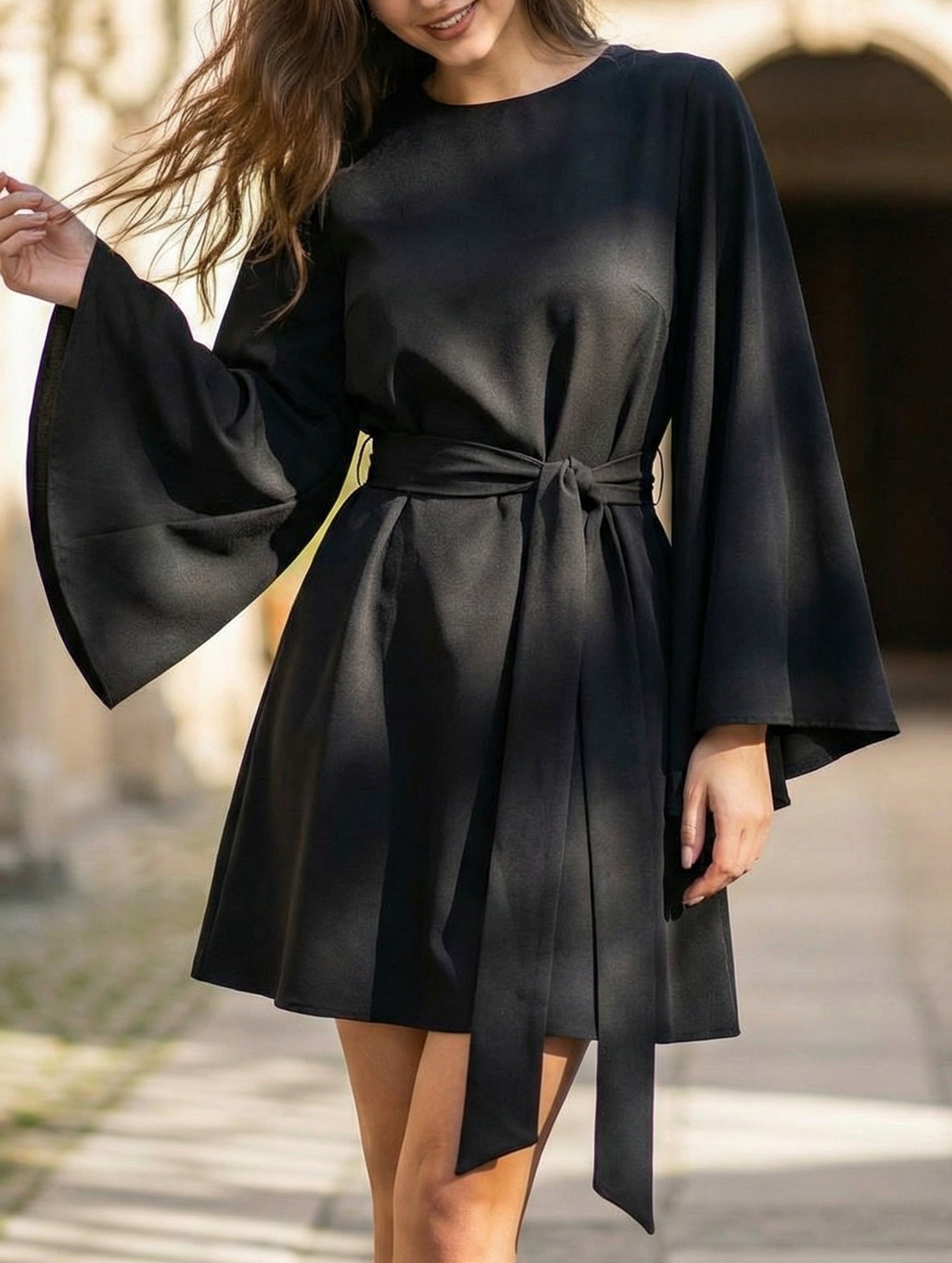 Round Neck Flare Sleeve Belted Dress_CWOCO00662