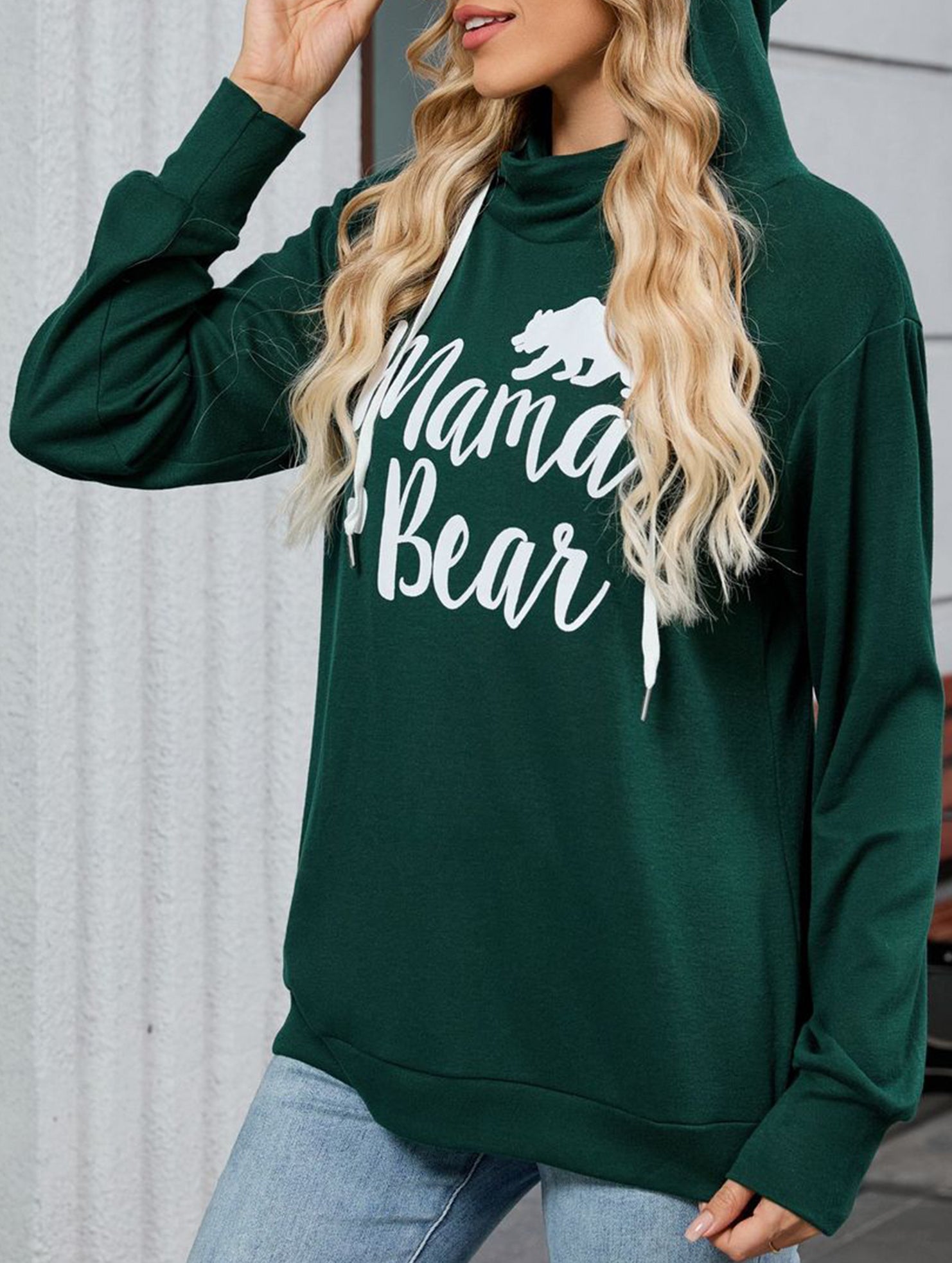 Loose long-sleeved printed hooded sweatshirt