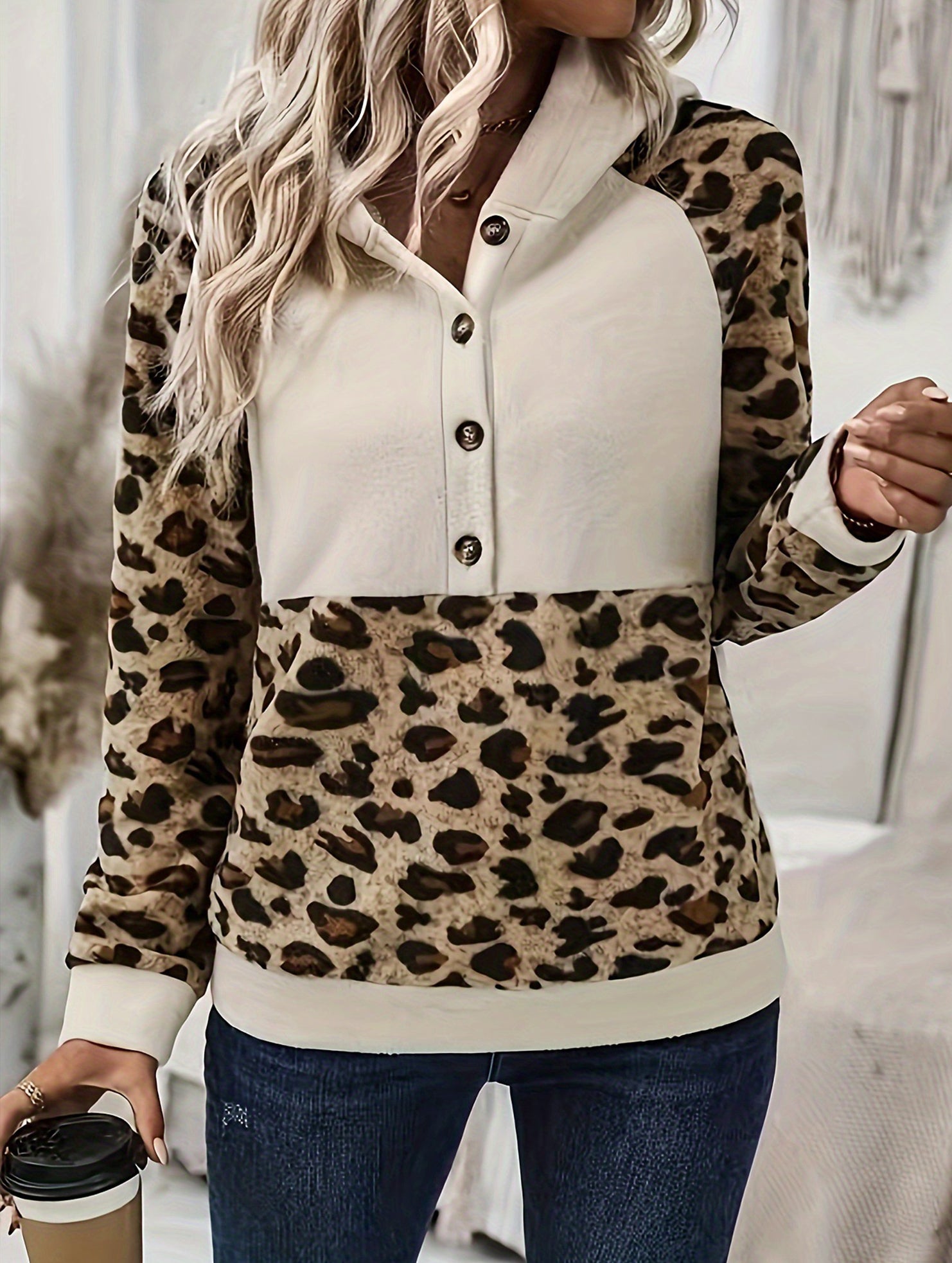 Versatile slim-fit leopard print hooded sweatshirt