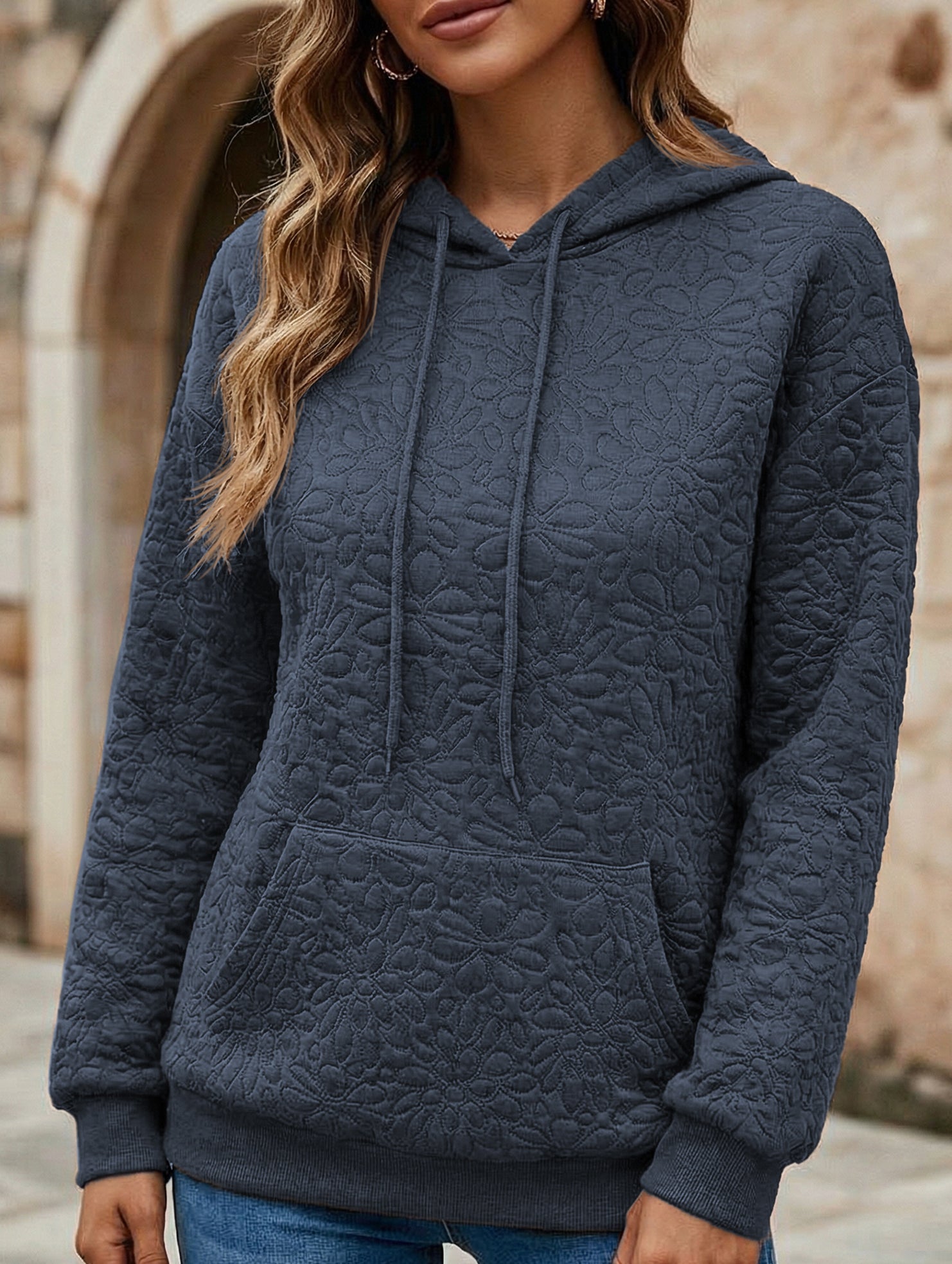 Textured Hooded Long Sleeve Sweatshirt_CWOHOL00811