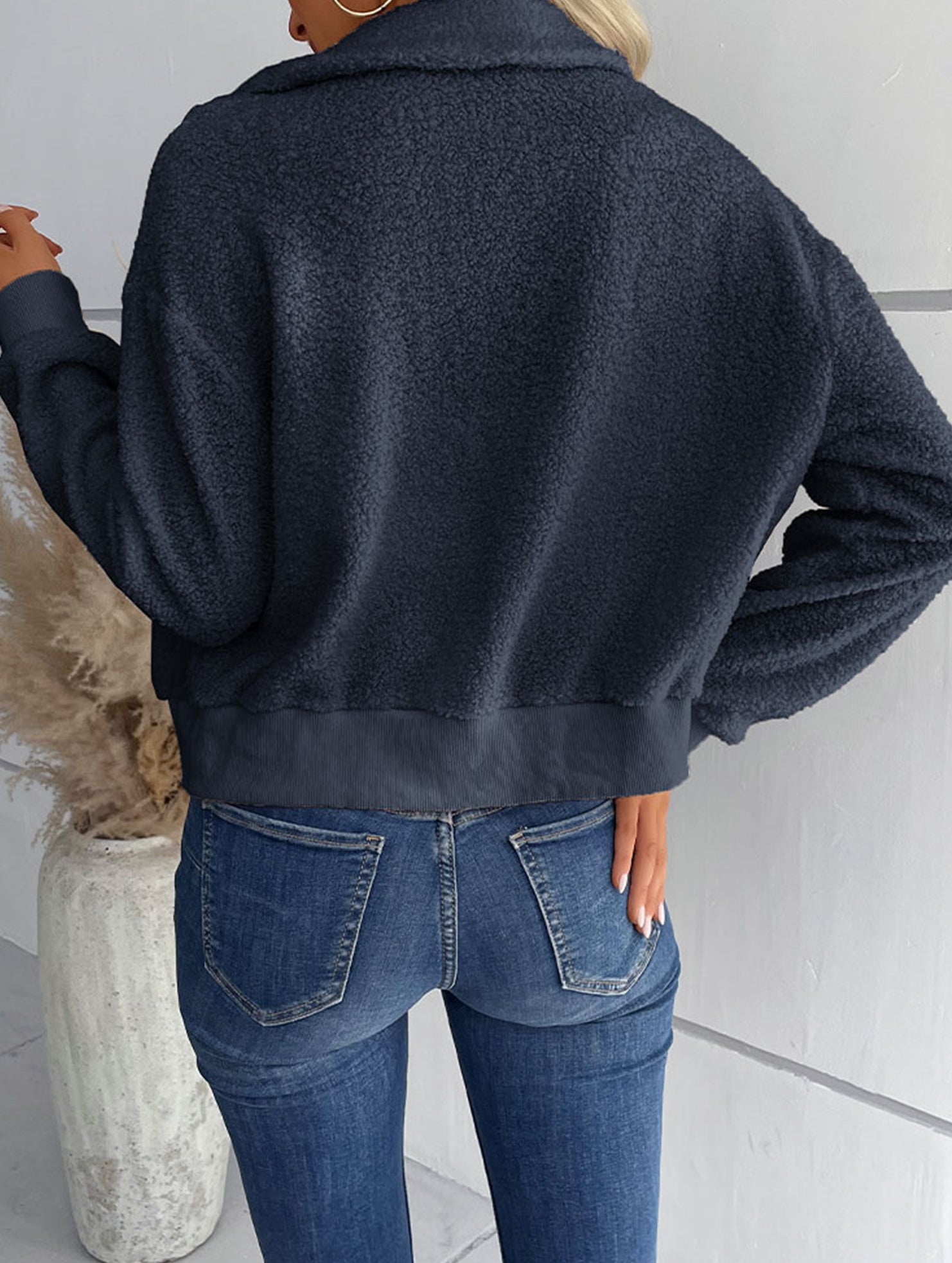 Hot selling solid color long sleeve lapel jacket