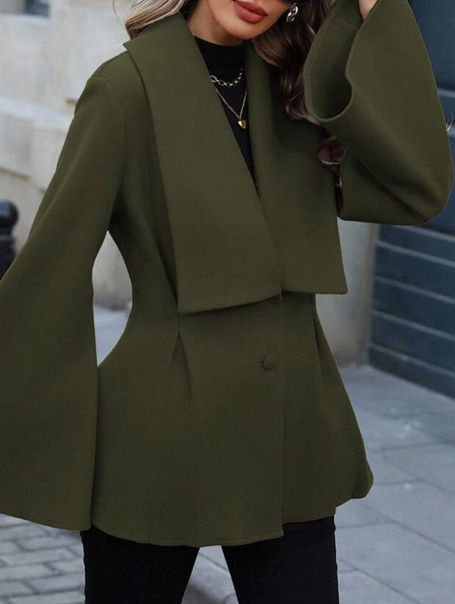 Waisted large lapel pleated jacket