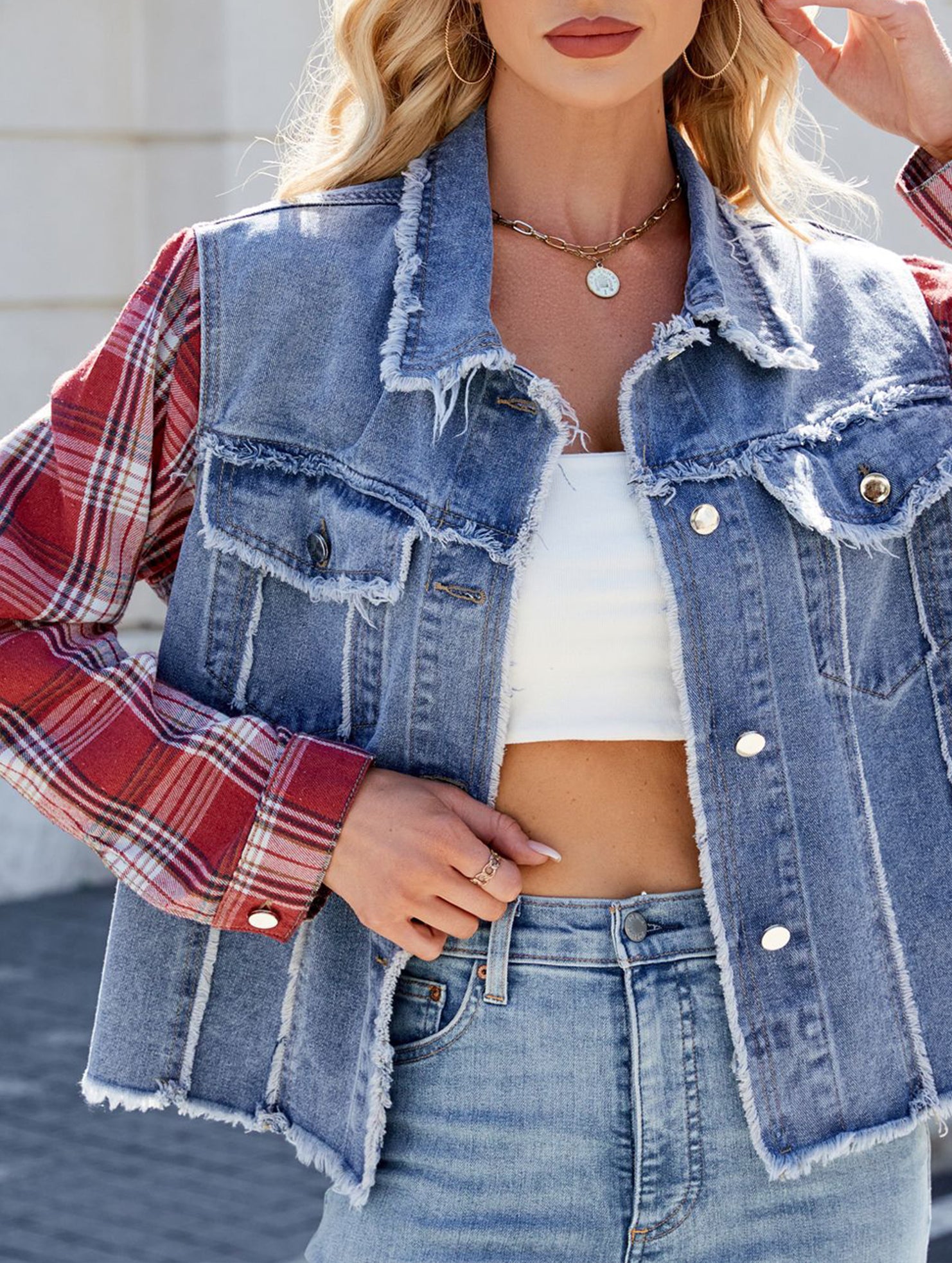 Washed long-sleeved plaid tassel denim jacket