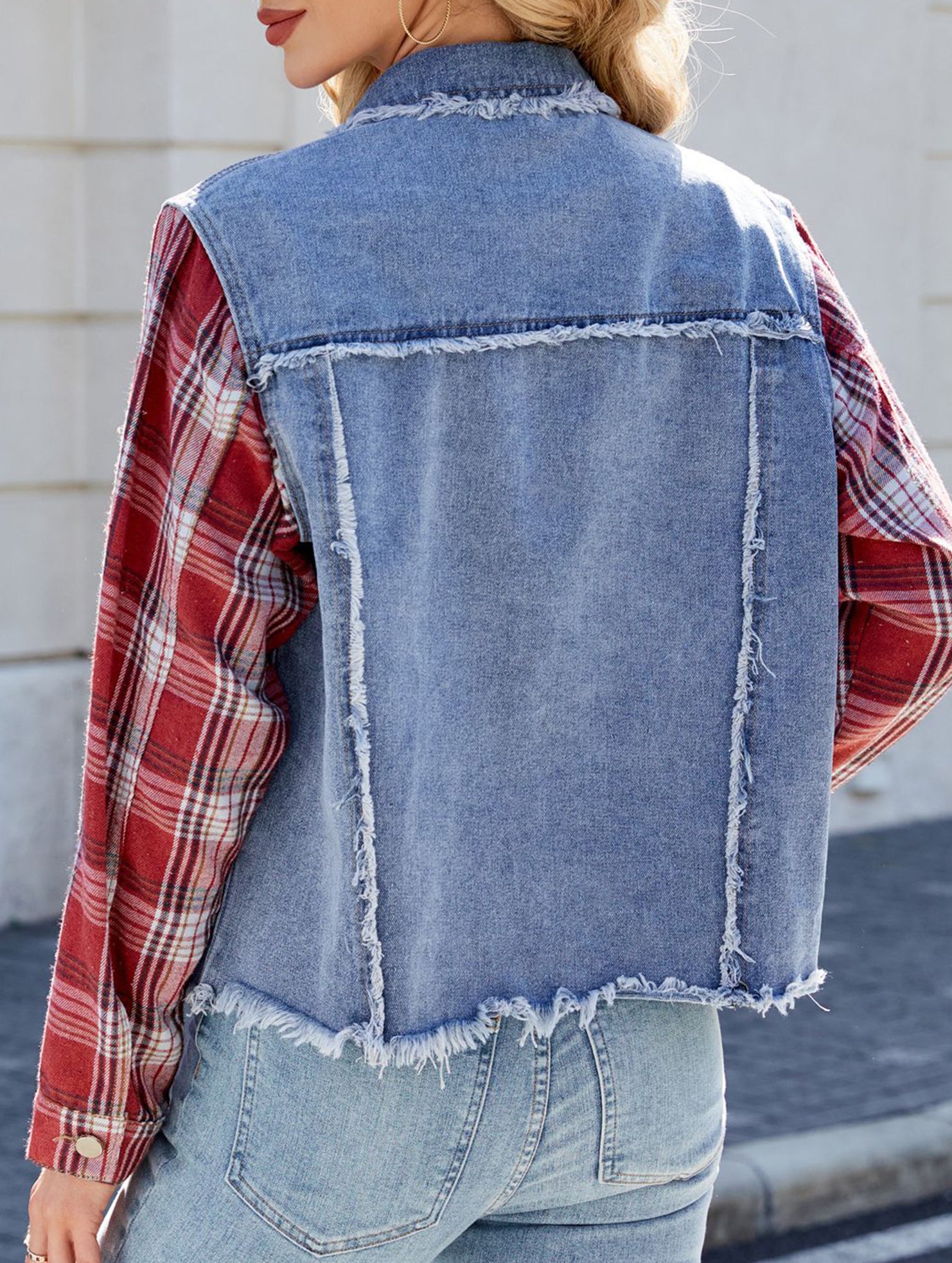 Washed long-sleeved plaid tassel denim jacket