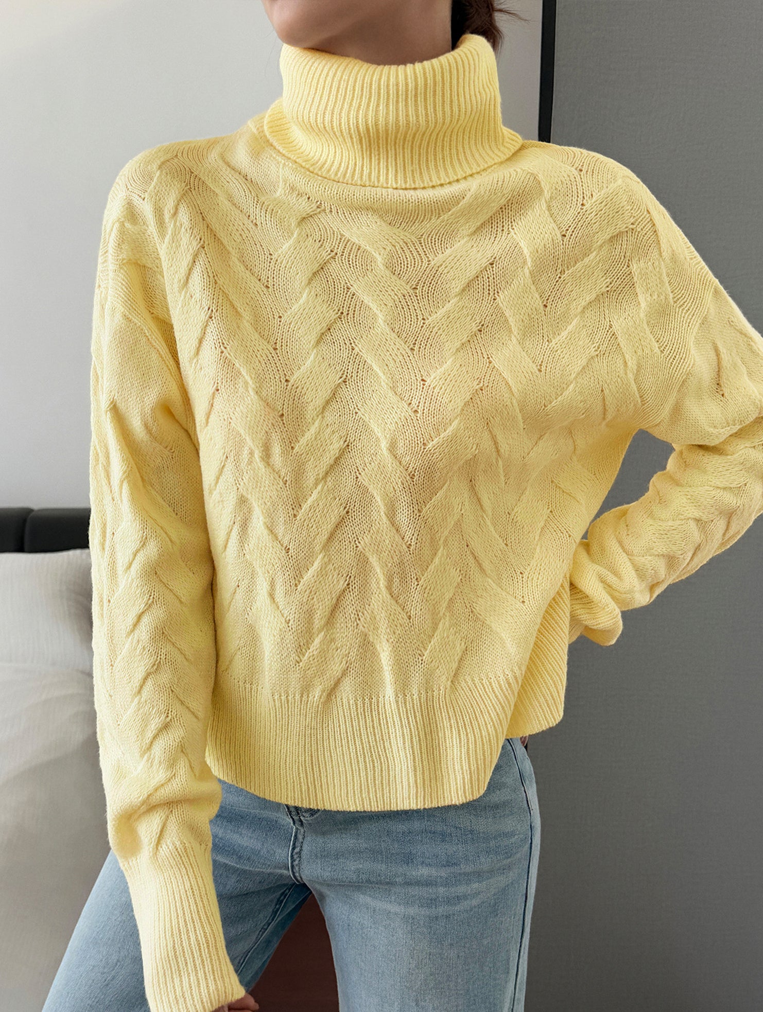 Casual solid color wool long-sleeved sweater