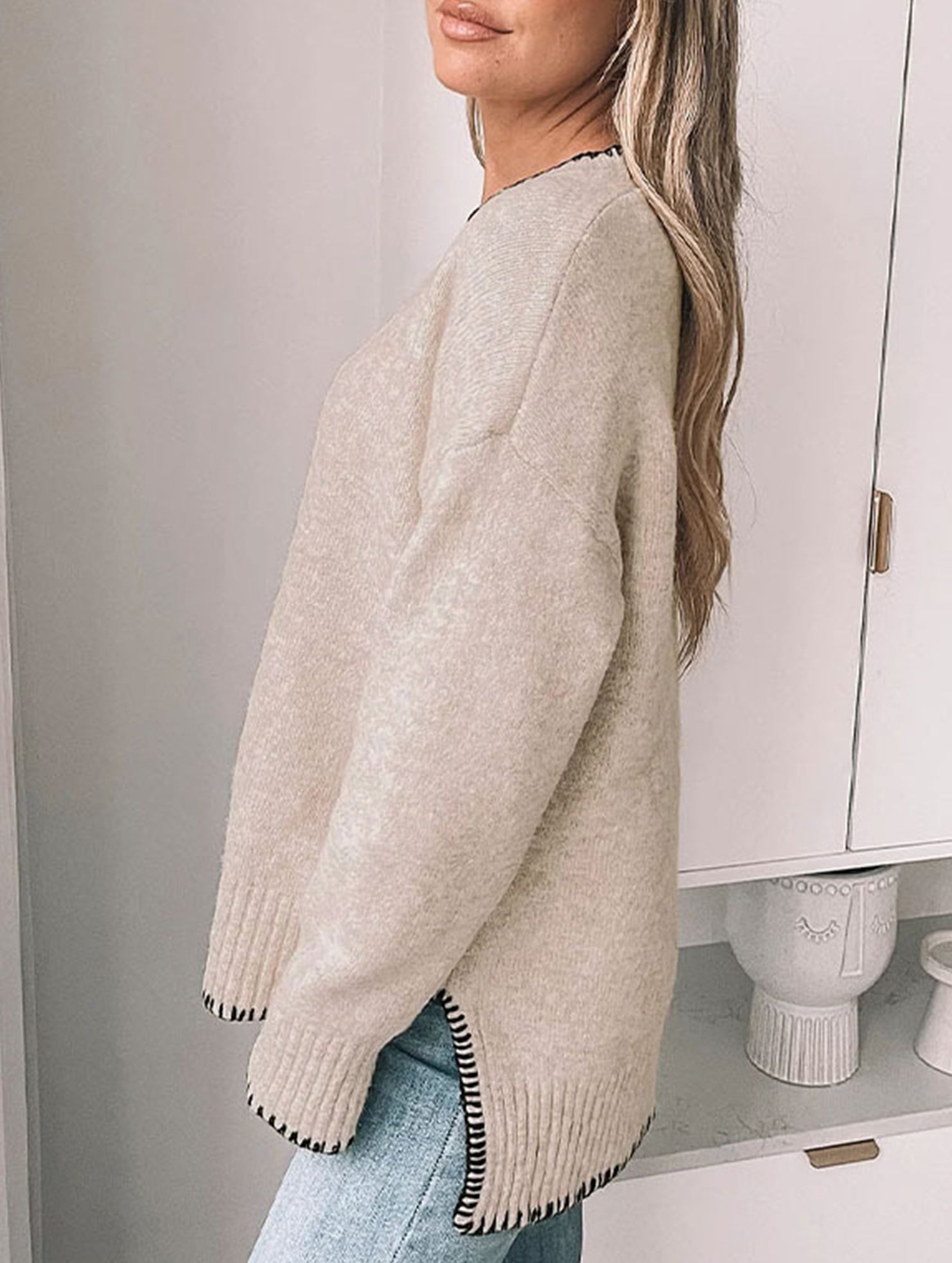 Versatile crew neck casual long-sleeved sweater