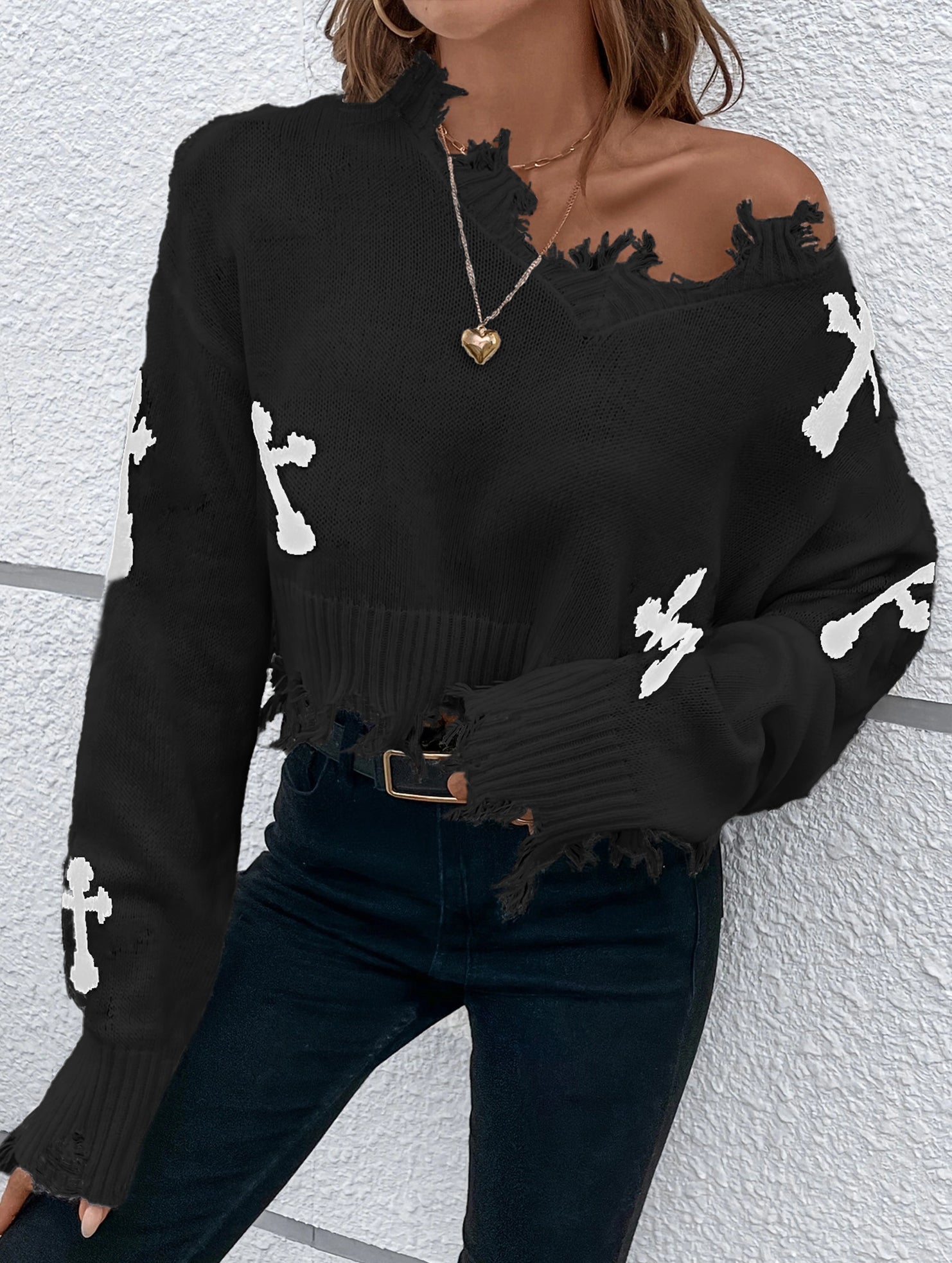 Ripped tassel long-sleeved loose-fitting sweater