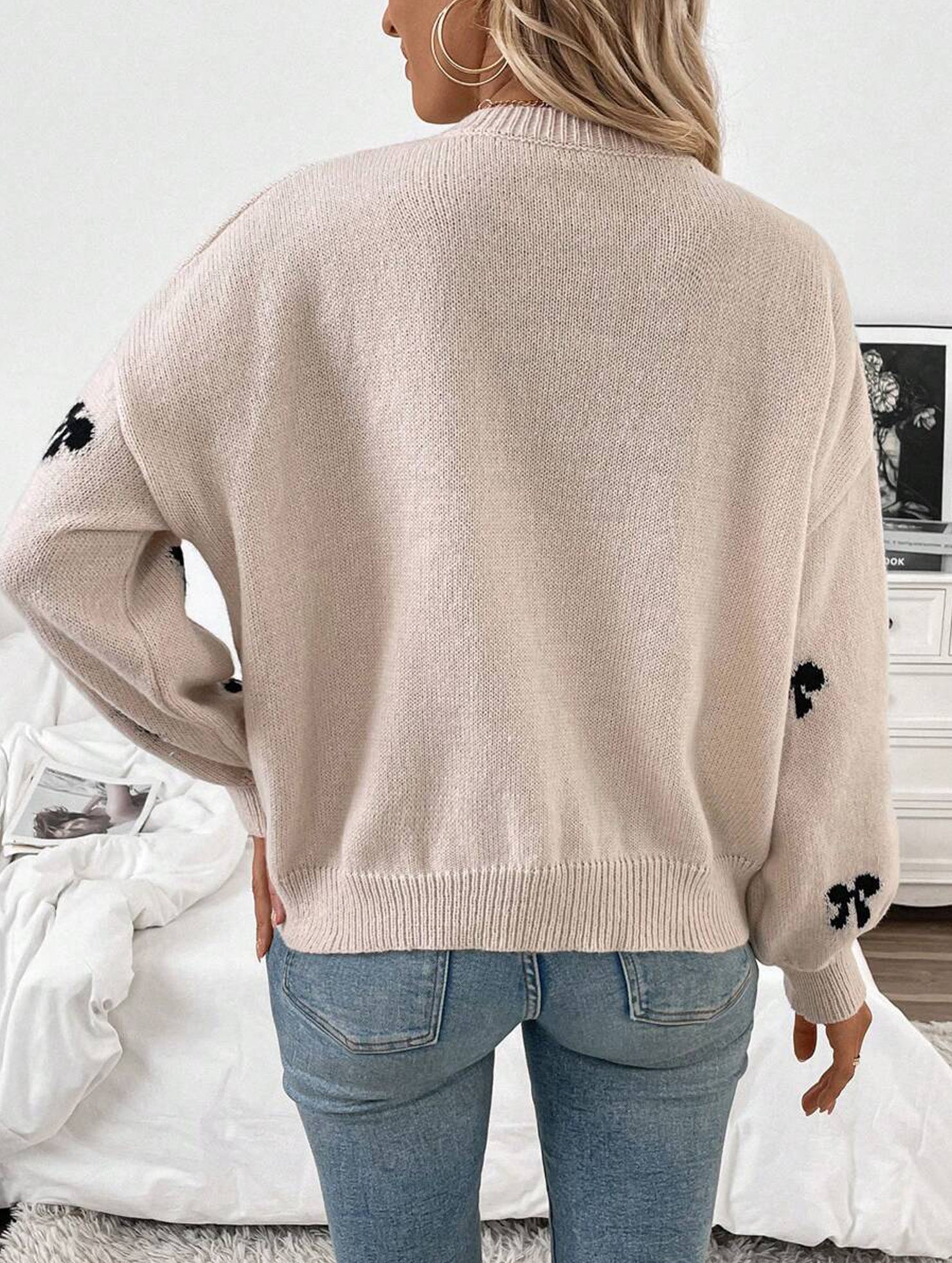 Fashionable new style pullover bow sweater