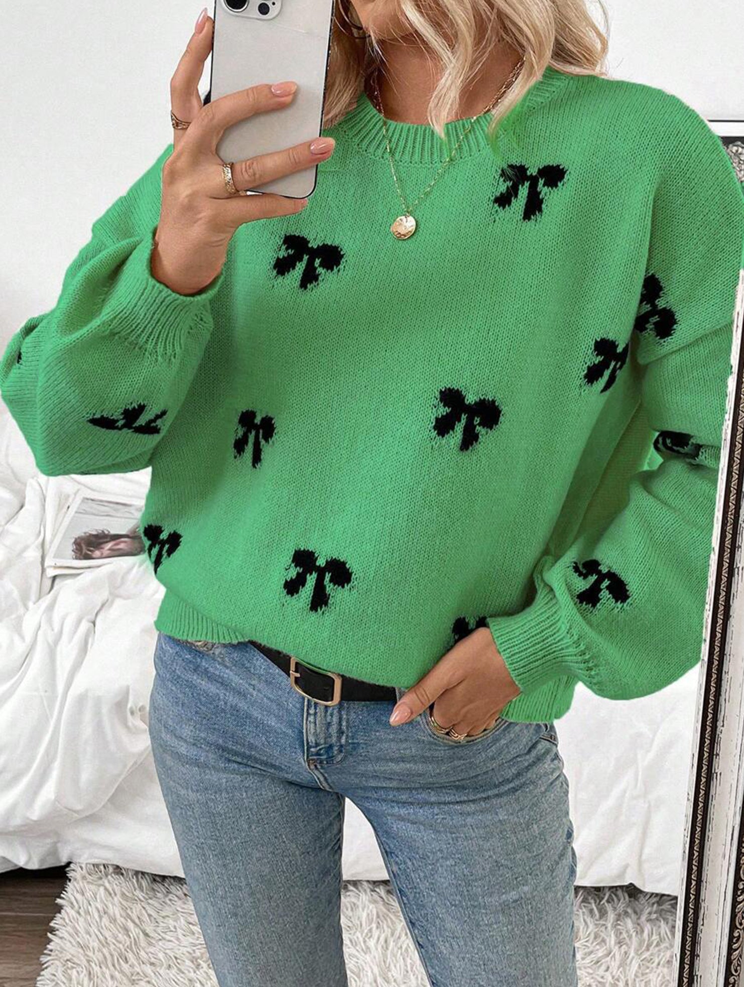 Fashionable new style pullover bow sweater