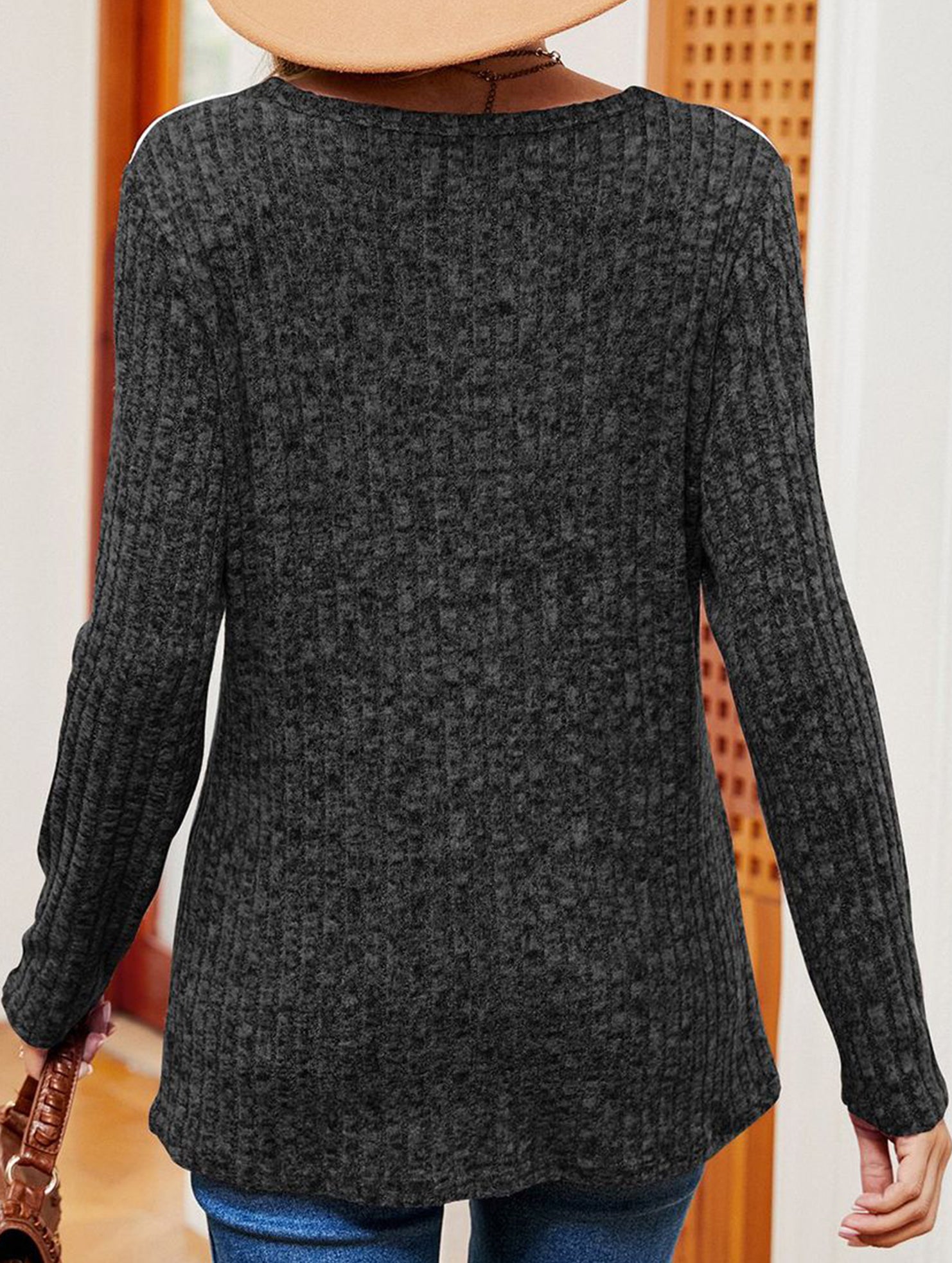 Contrast color crew neck loose brushed T-shirt