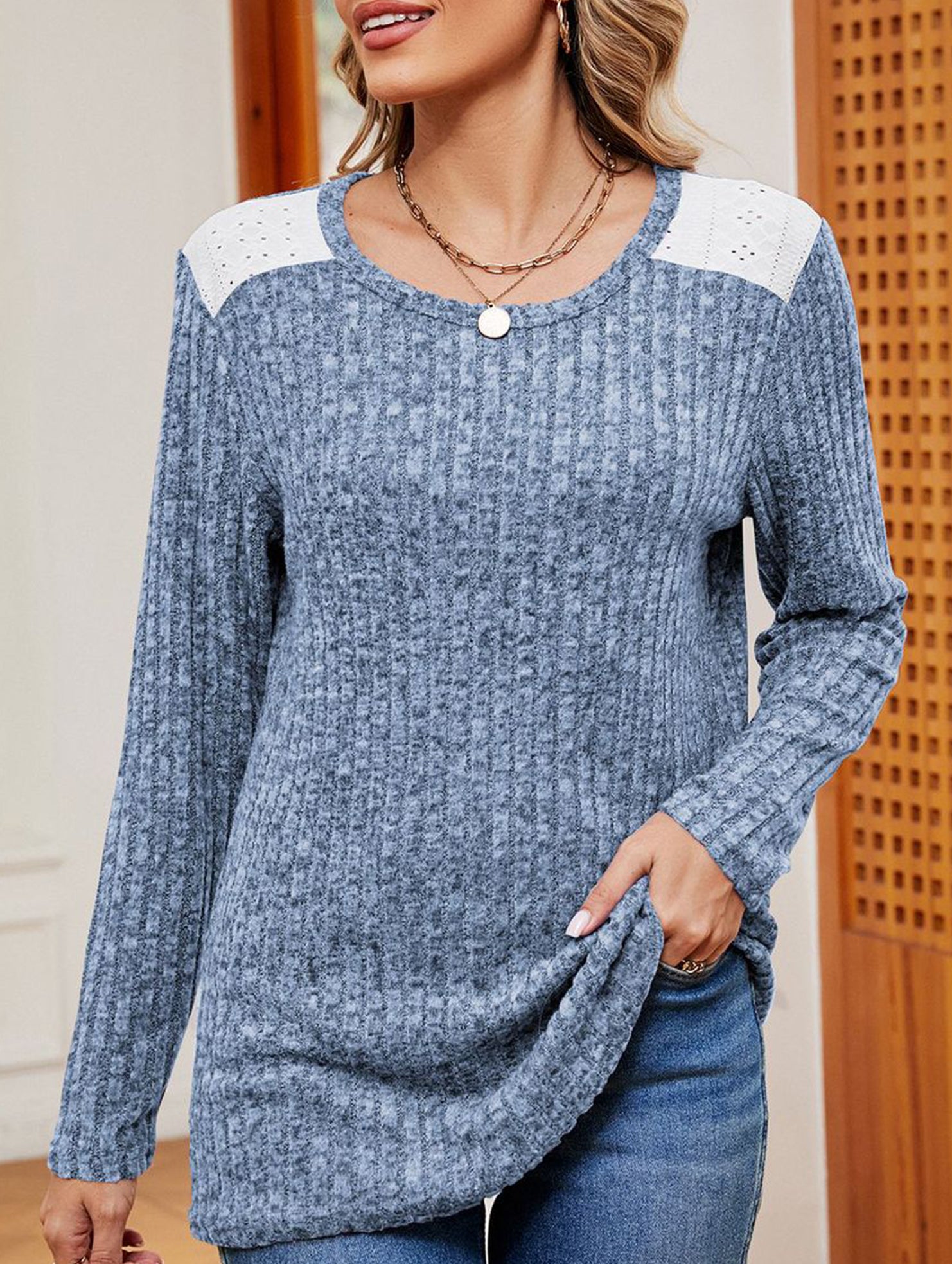 Contrast color crew neck loose brushed T-shirt