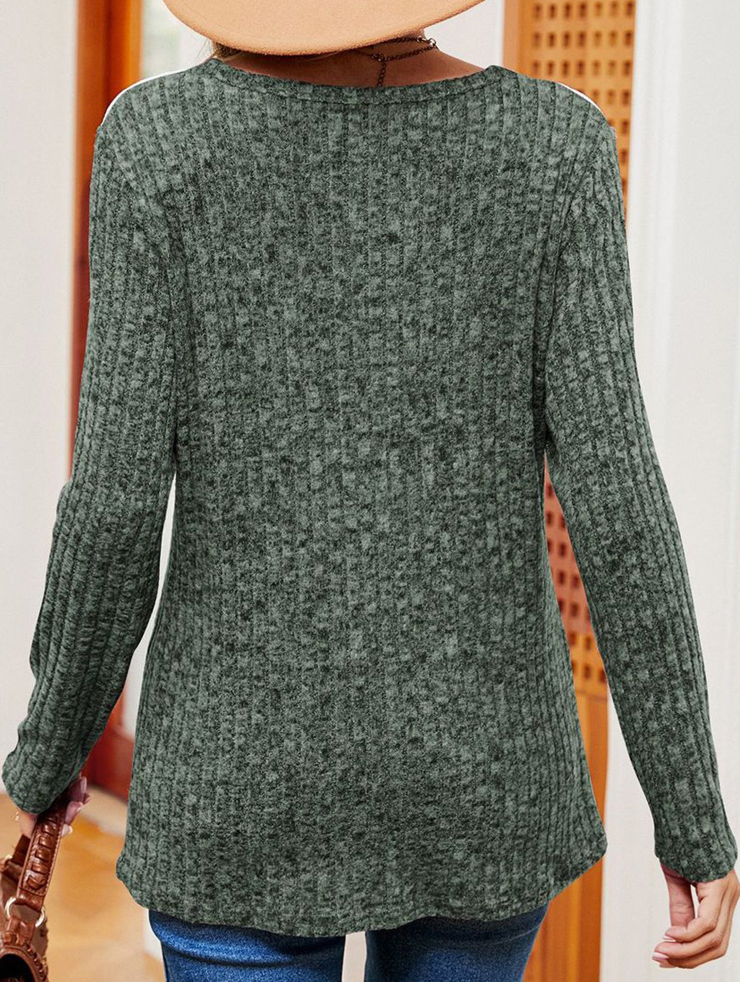 Contrast color crew neck loose brushed T-shirt