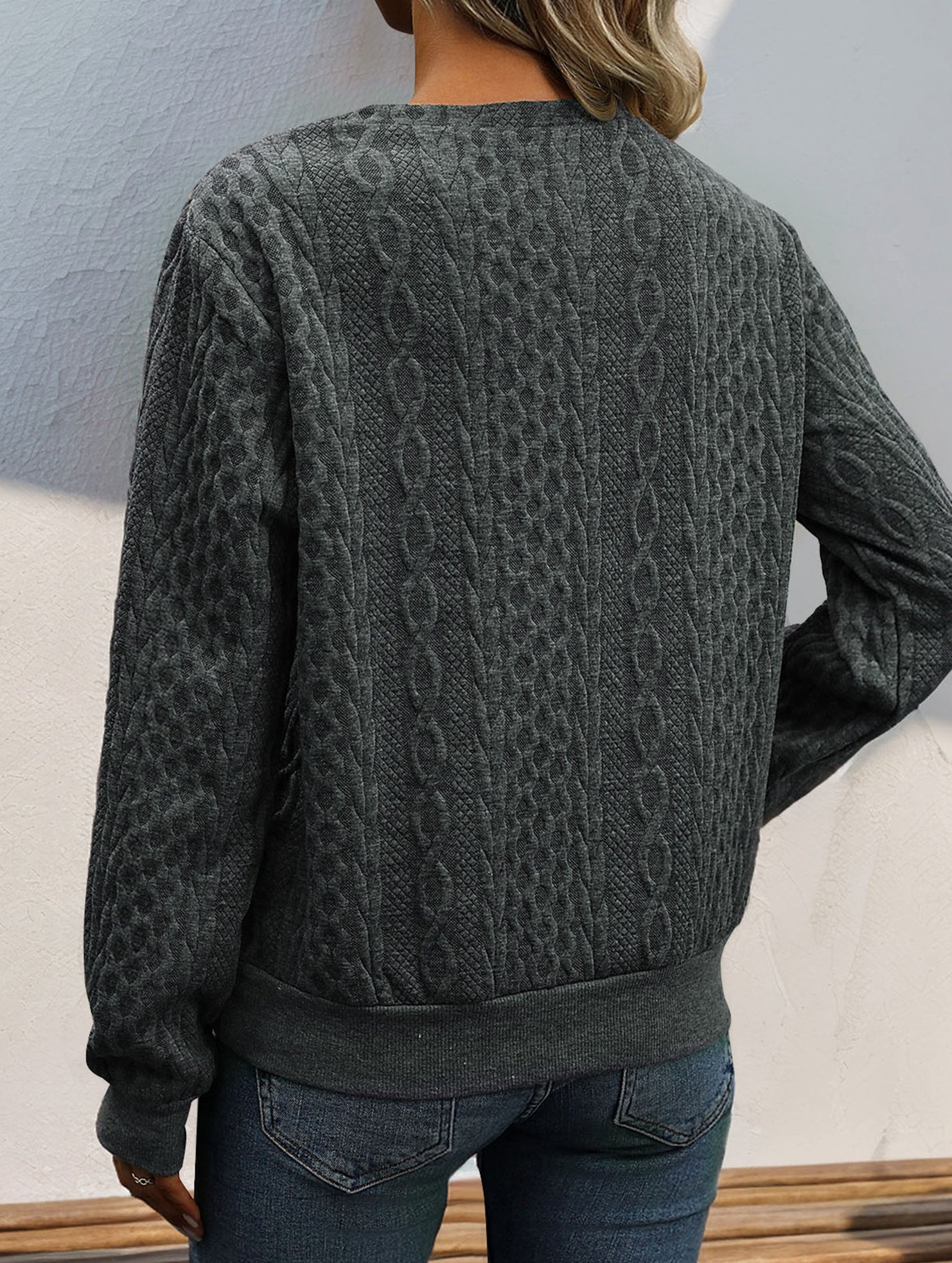 Retro long-sleeved pleated solid color sweatshirt