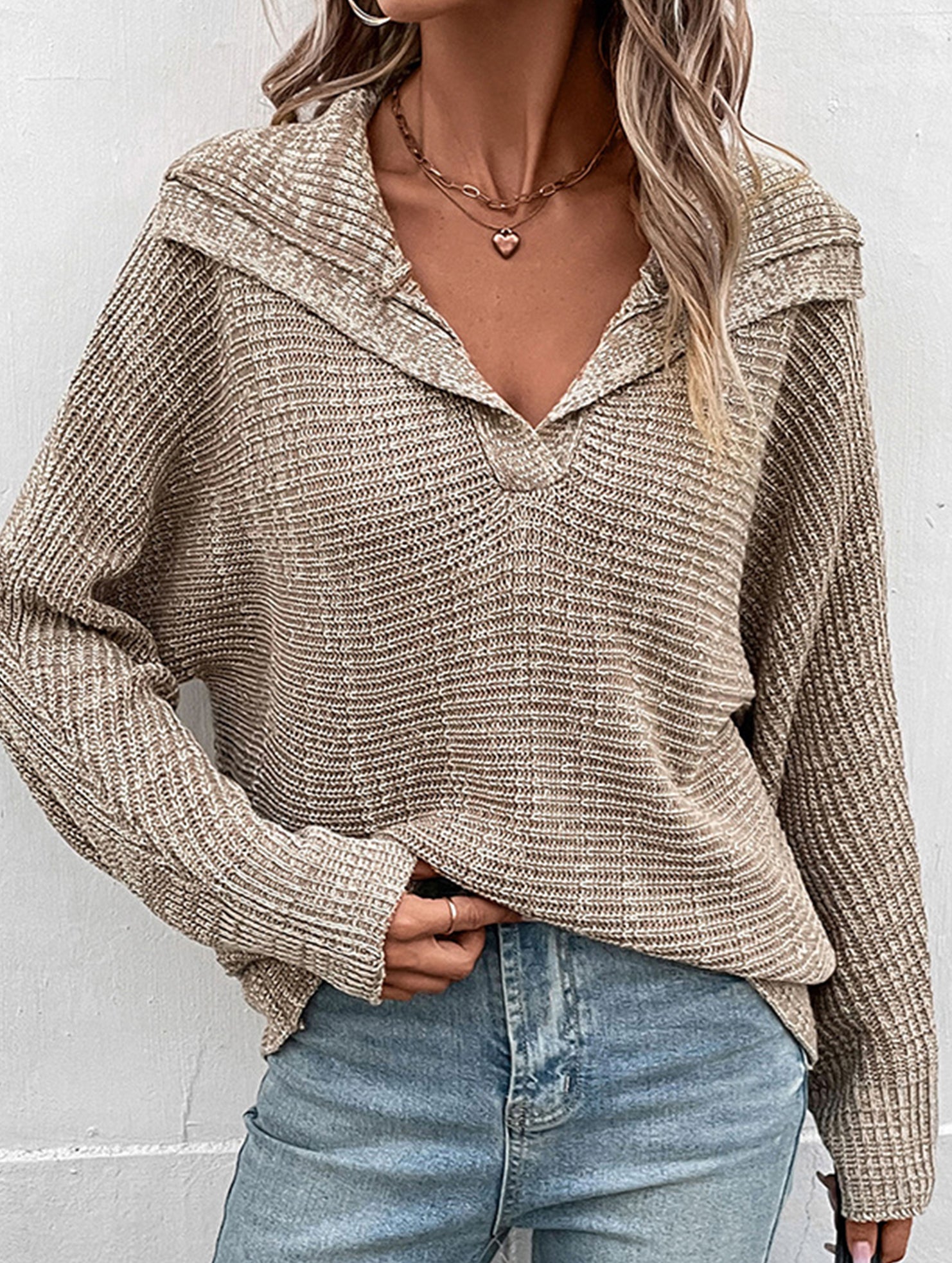 Casual long-sleeved lapel sweater