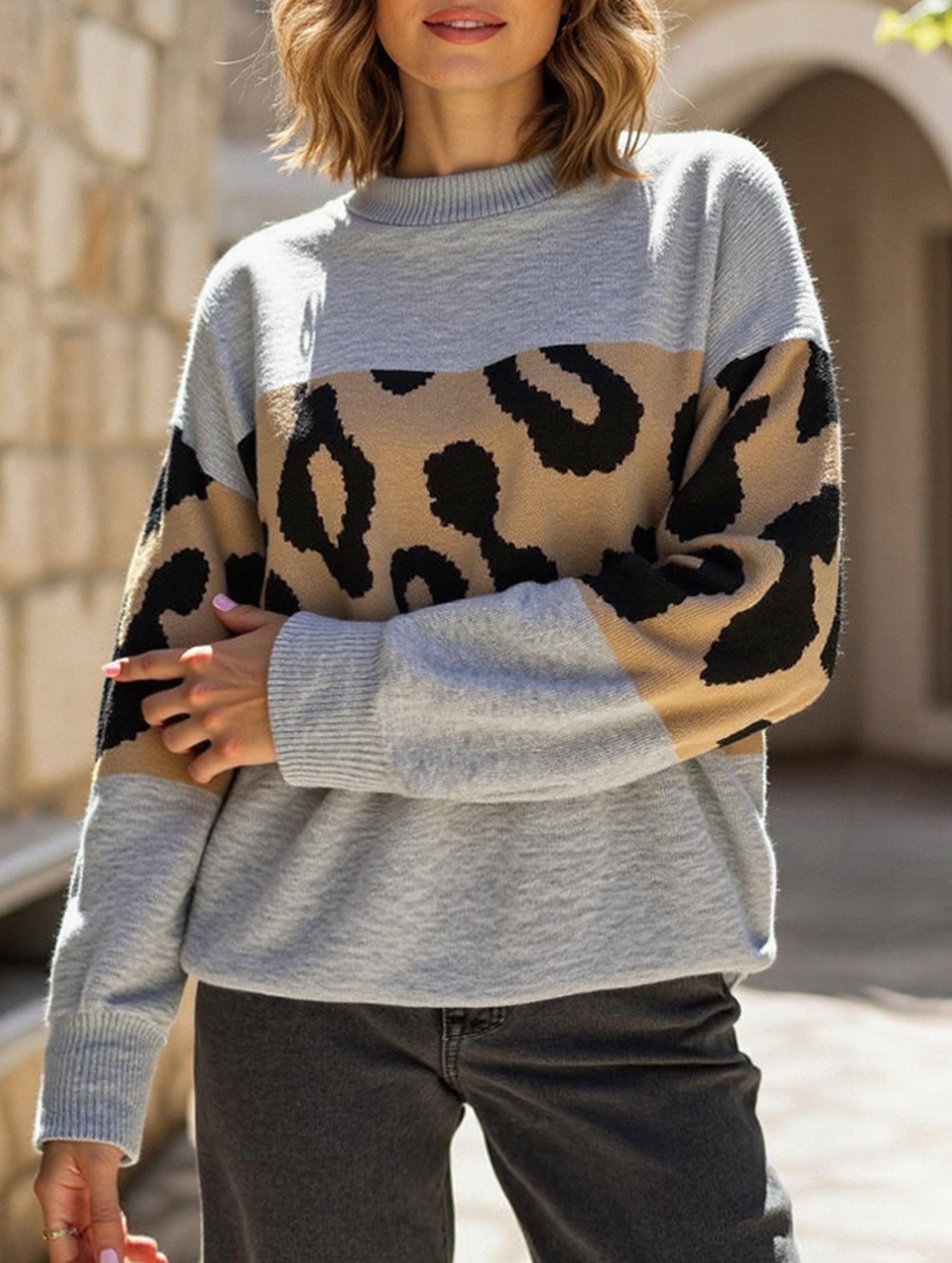 Vintage leopard print contrast crew neck sweater