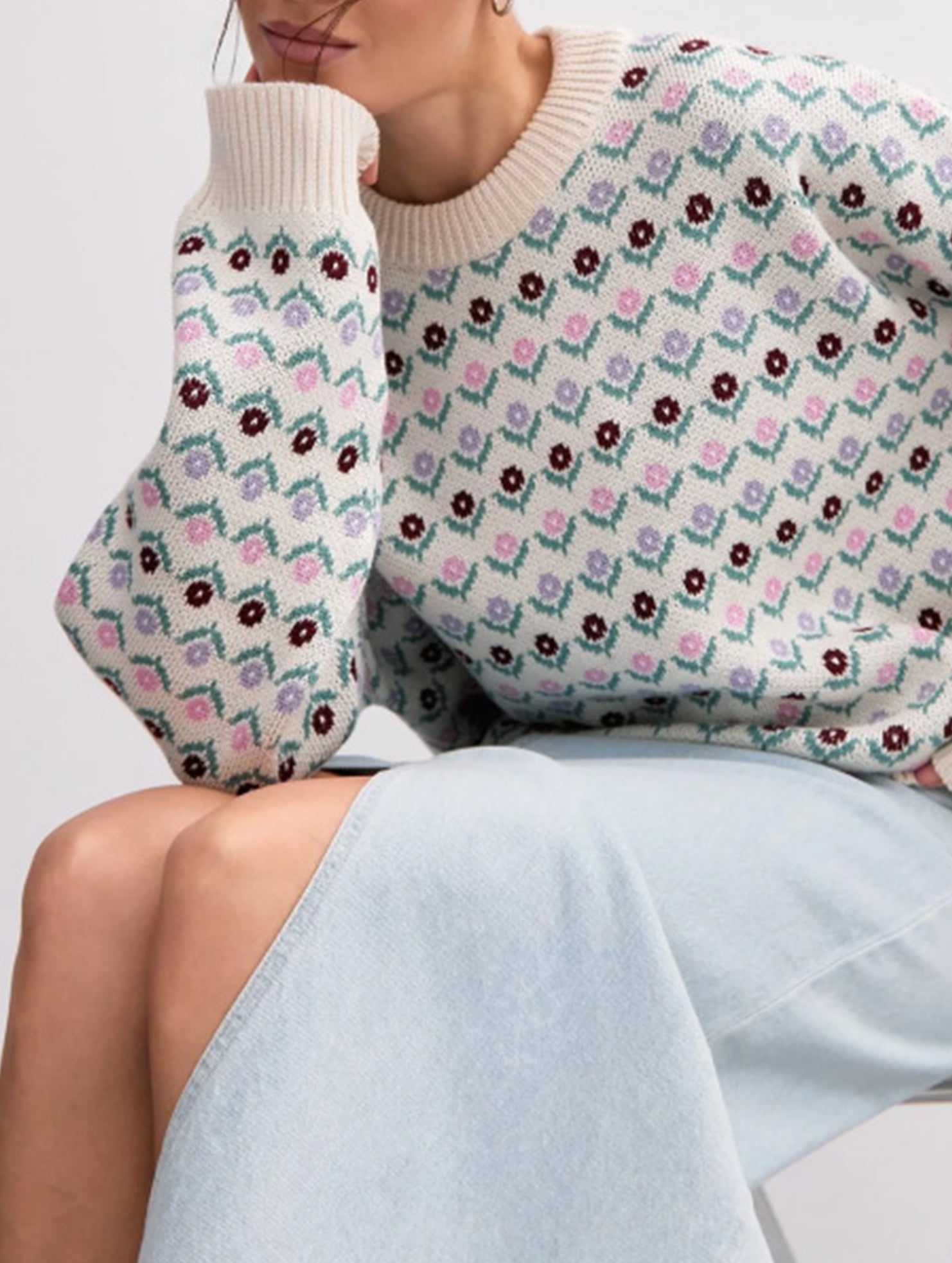 Vintage floral jacquard pullover sweater