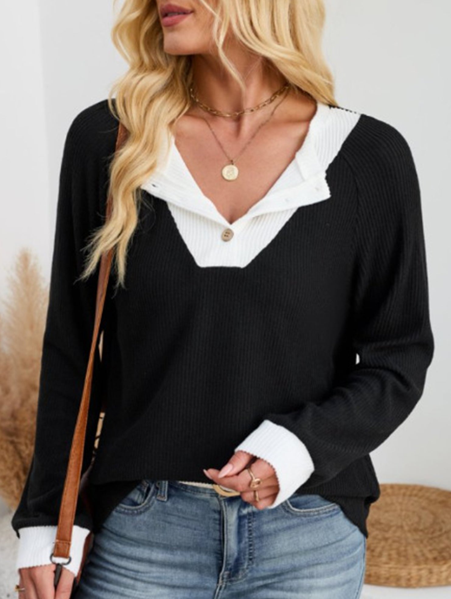 Casual fake two-piece loose long-sleeved top